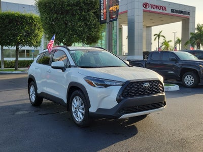 2024 Toyota Corolla Cross LE