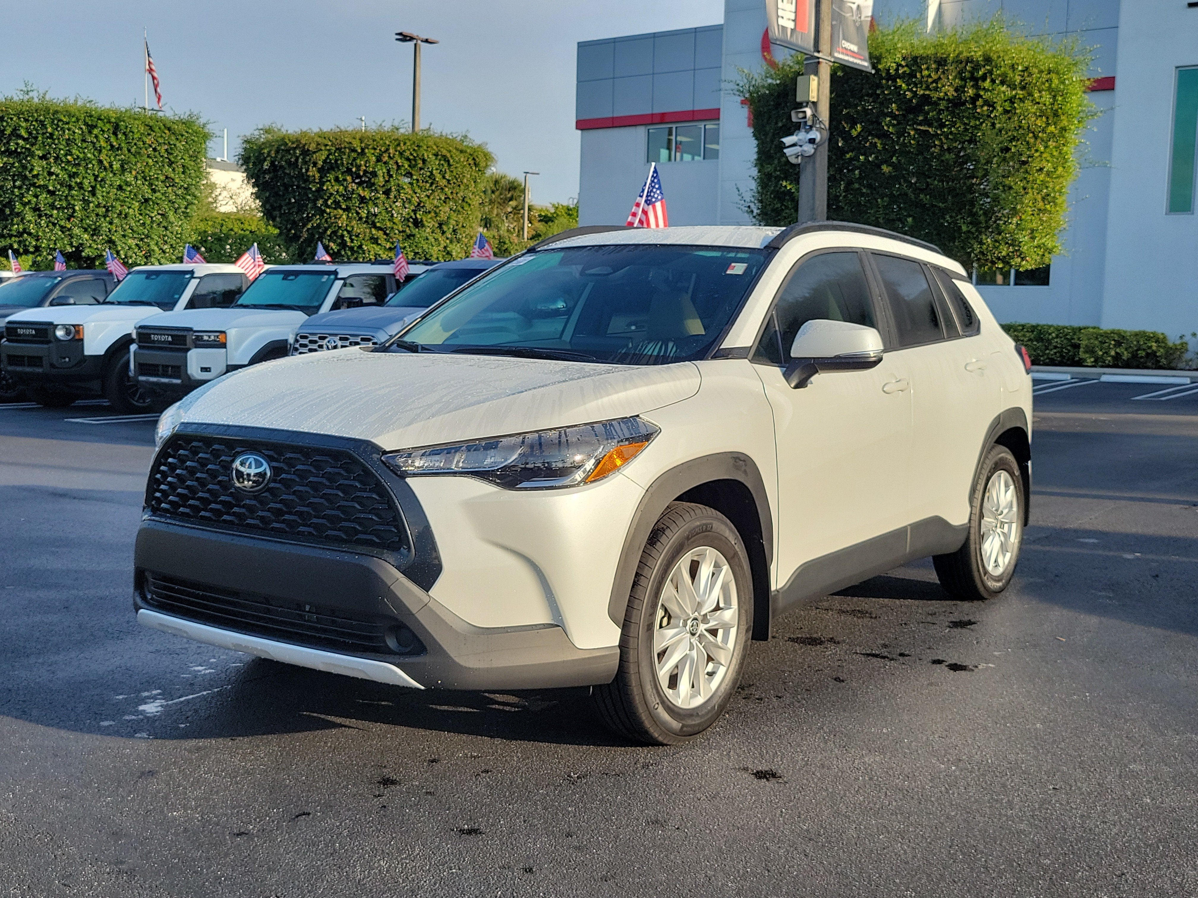 2024 Toyota Corolla Cross LE