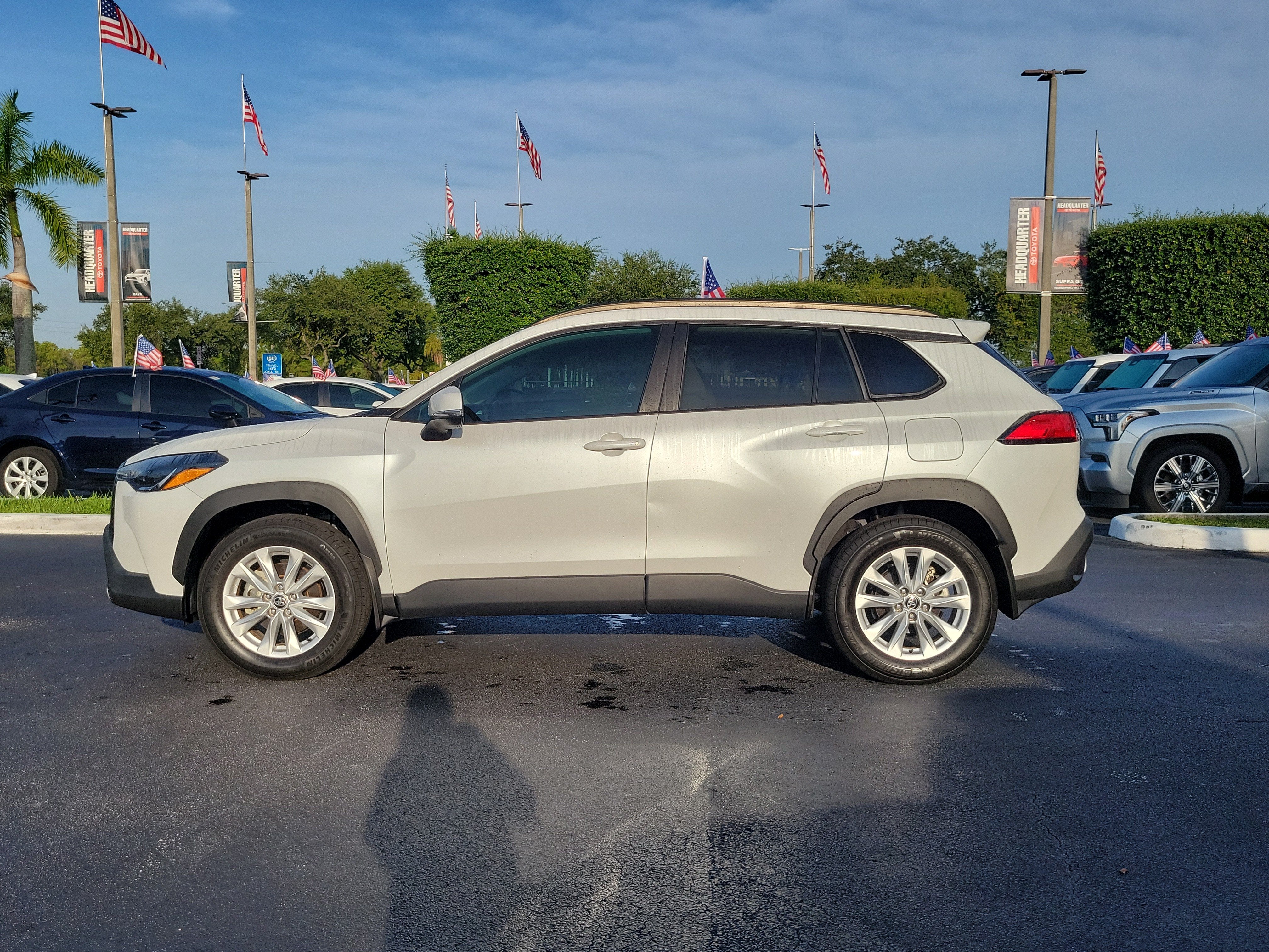 2024 Toyota Corolla Cross LE