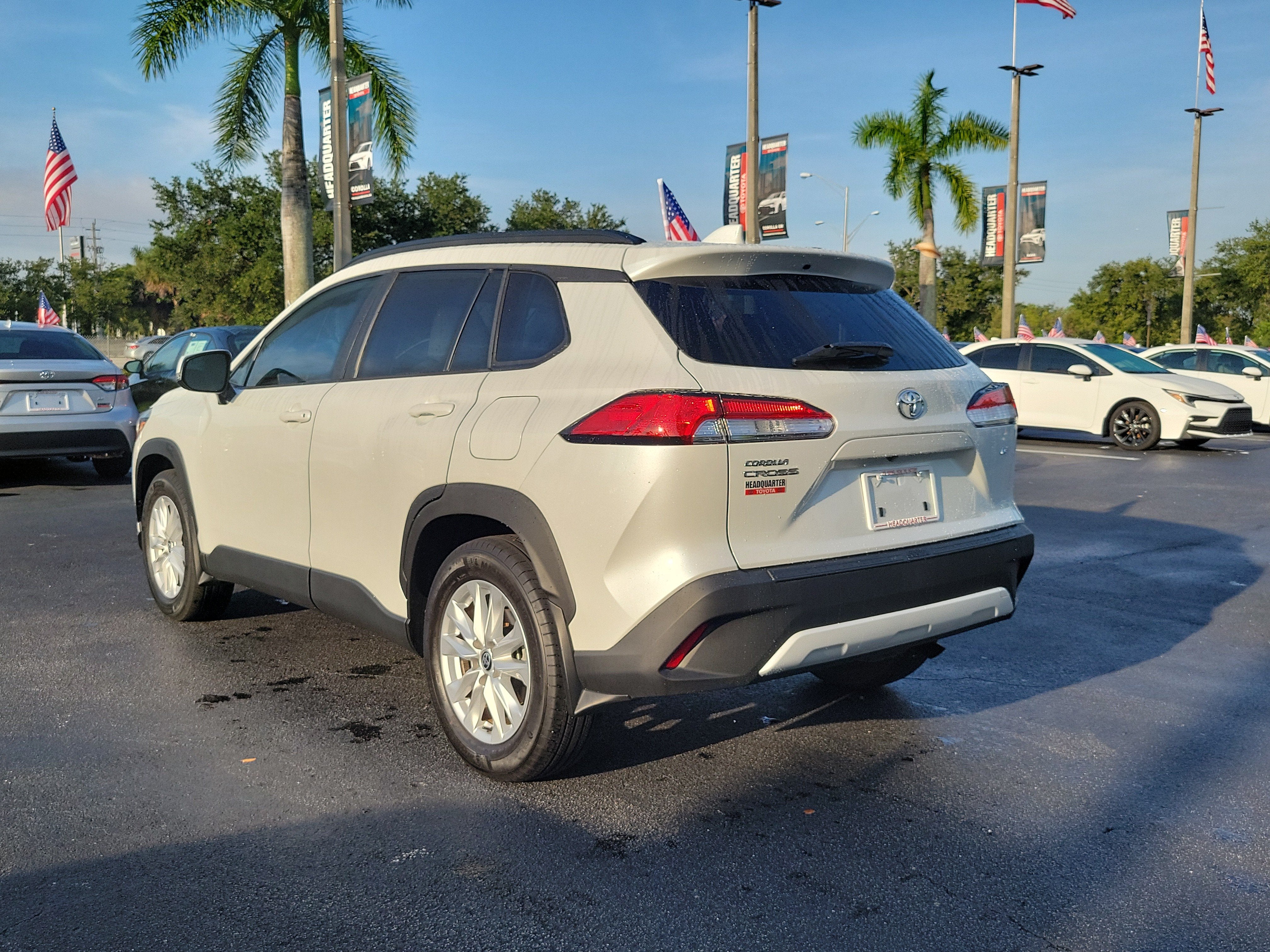 2024 Toyota Corolla Cross LE