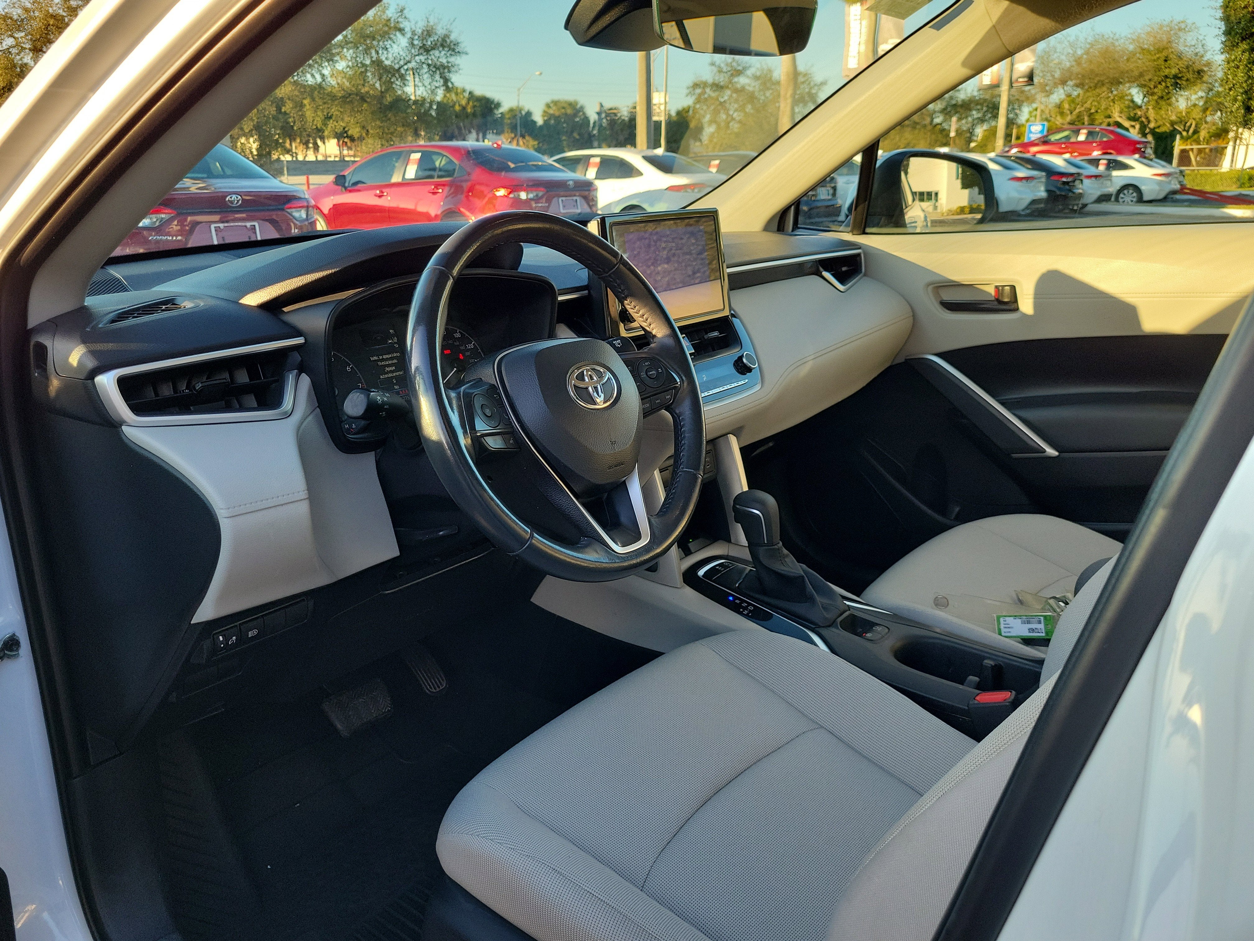 2024 Toyota Corolla Cross LE