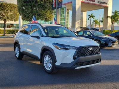 2024 Toyota Corolla Cross LE