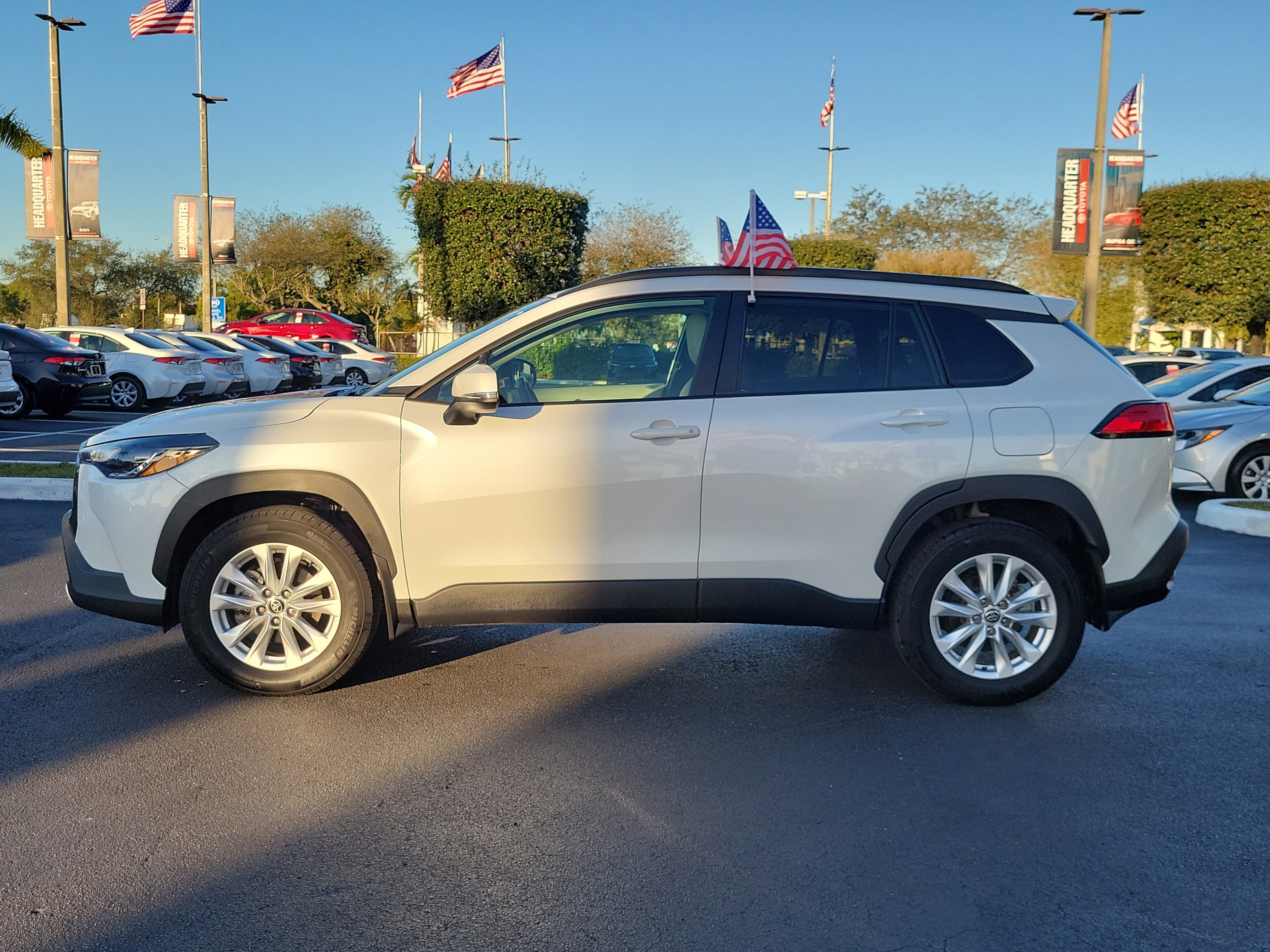 2024 Toyota Corolla Cross LE