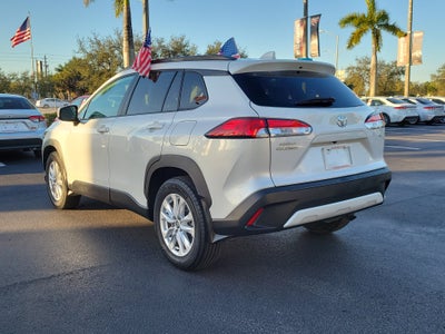 2024 Toyota Corolla Cross LE