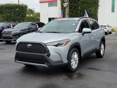 2024 Toyota Corolla Cross LE