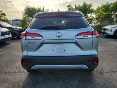 2025 Toyota Corolla Cross LE