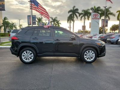 2024 Toyota Corolla Cross LE