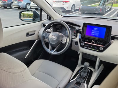 2025 Toyota Corolla Cross LE