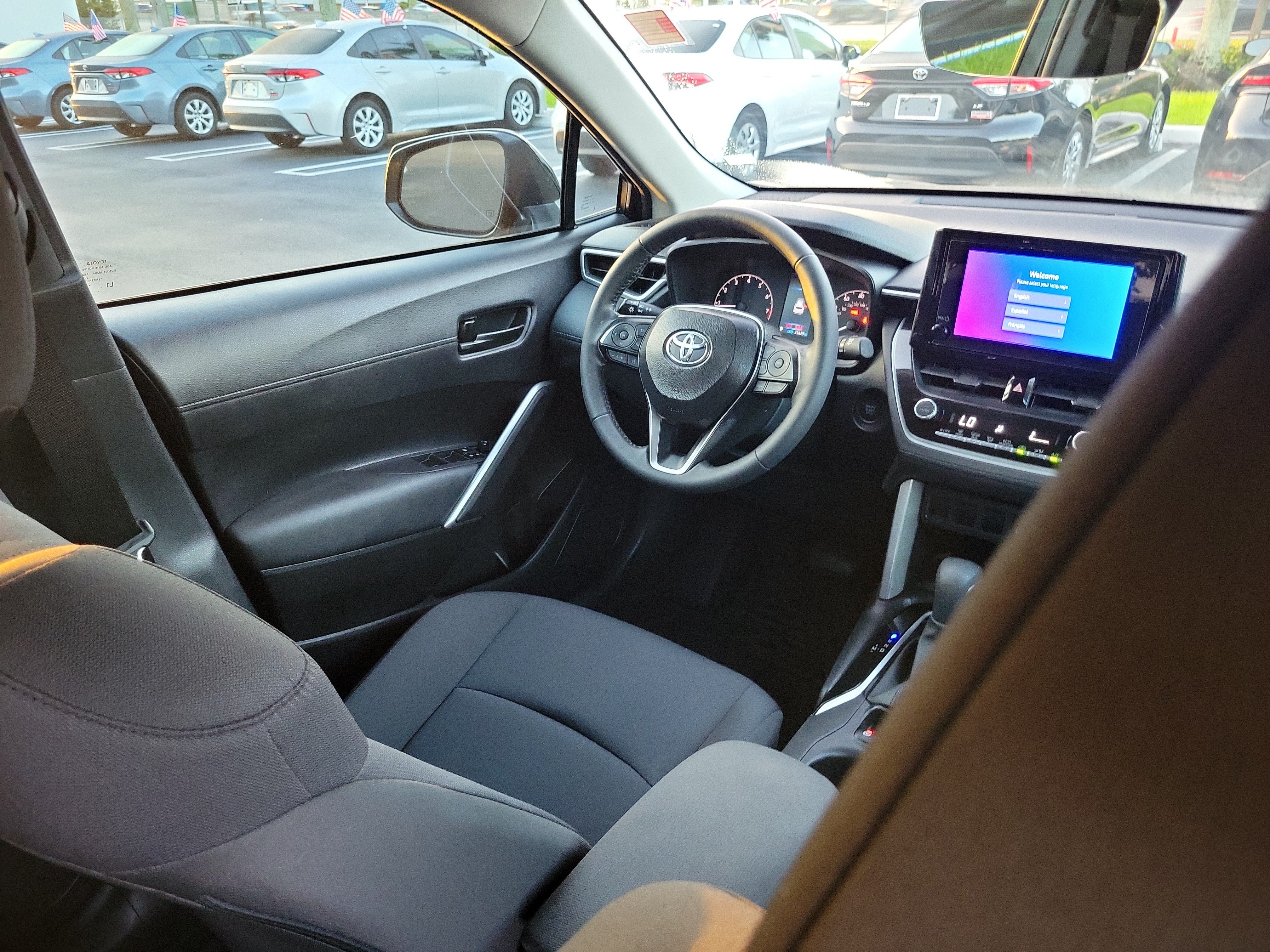 2024 Toyota Corolla Cross LE