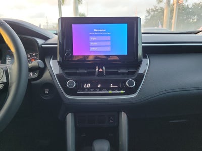 2024 Toyota Corolla Cross LE