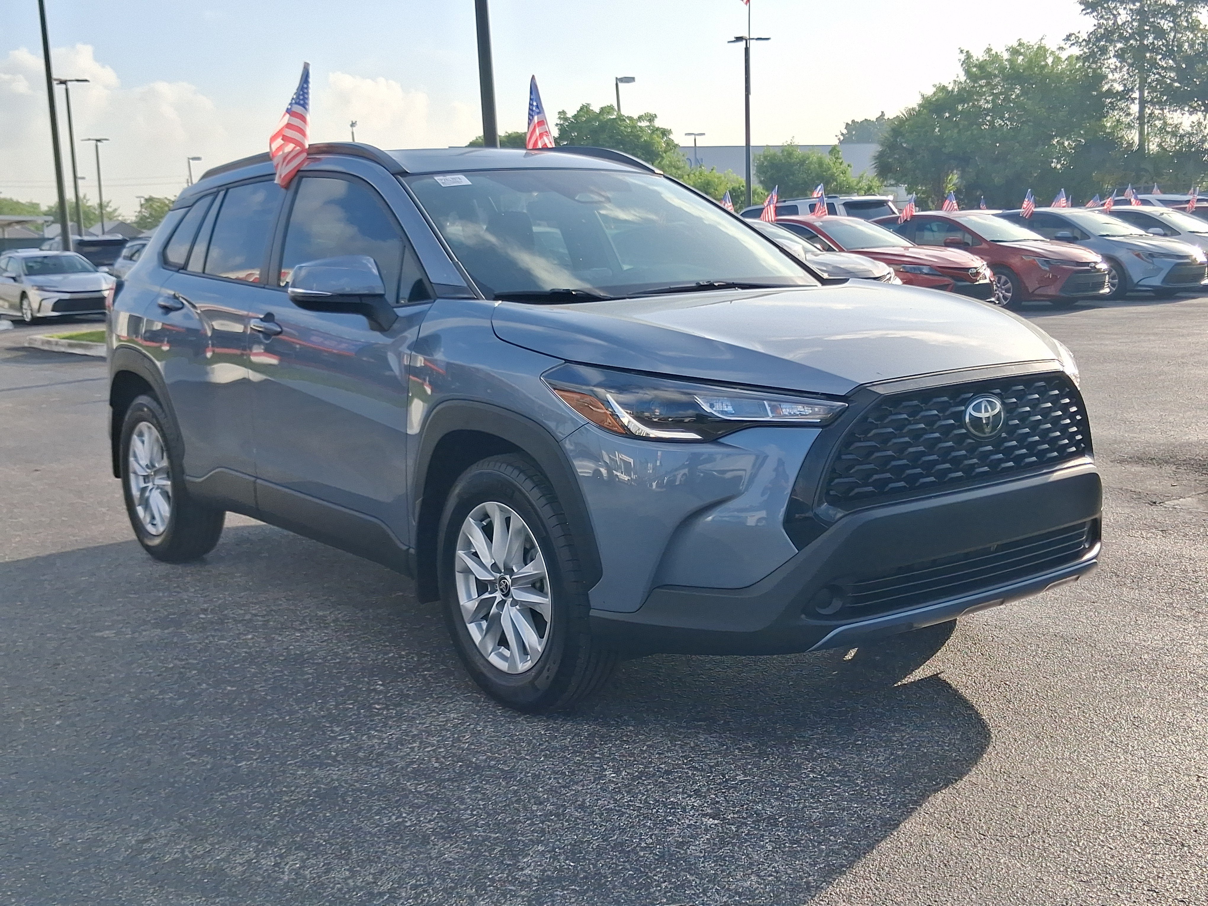 2024 Toyota Corolla Cross LE