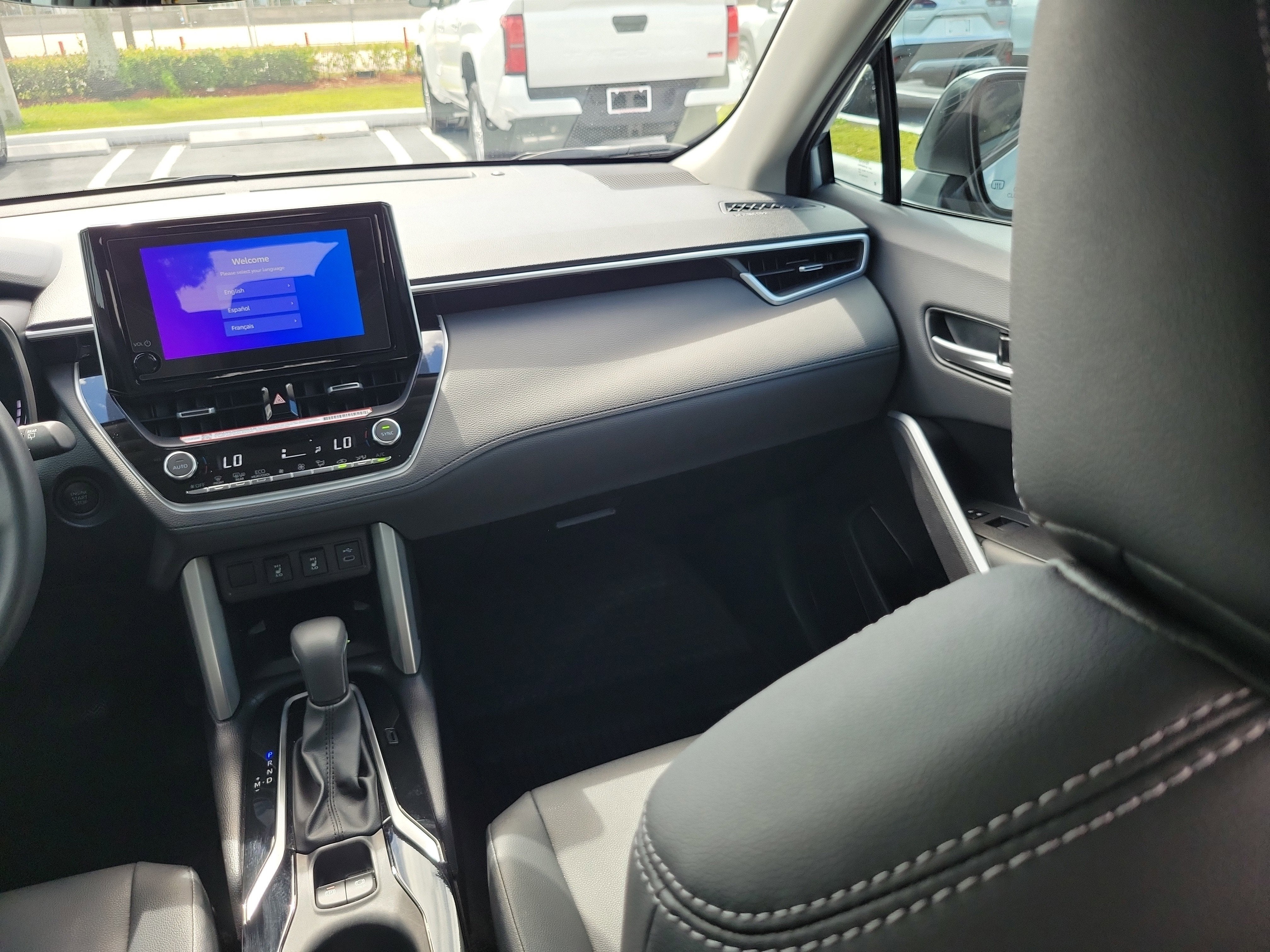 2025 Toyota Corolla Cross XLE