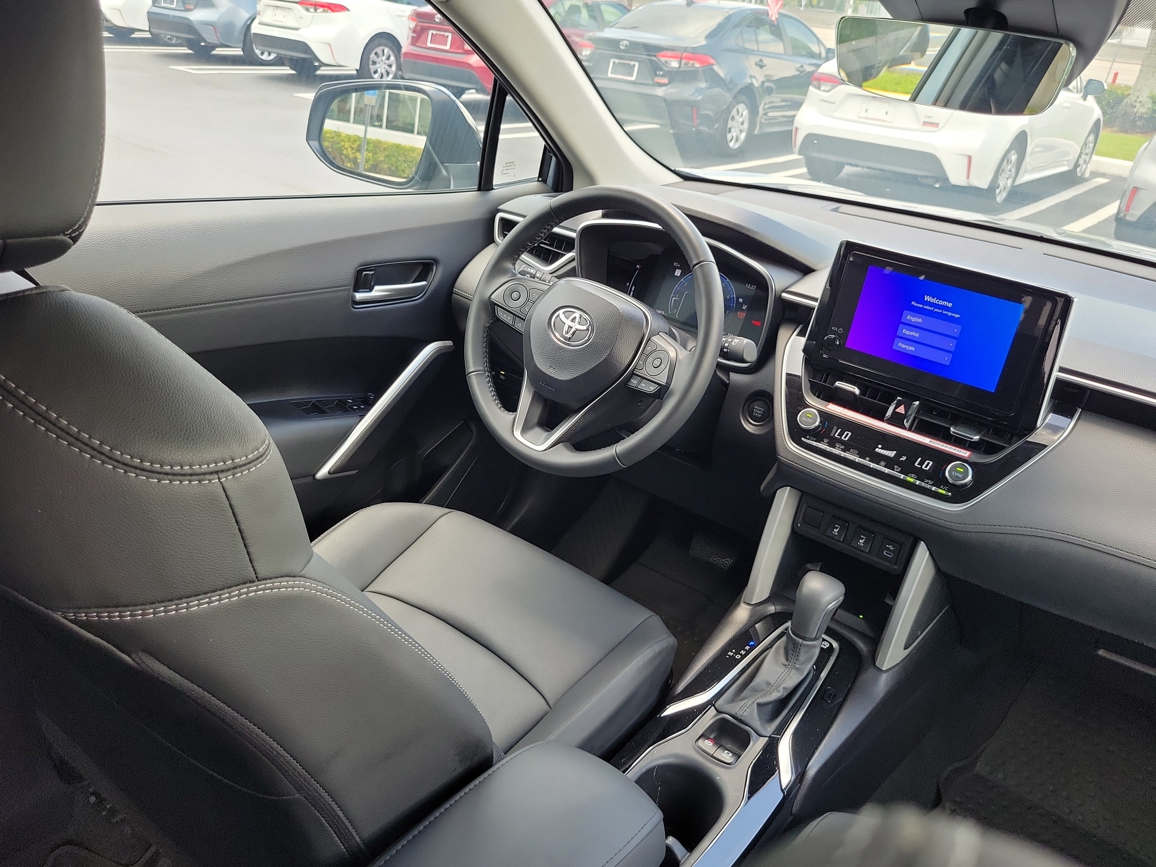 2025 Toyota Corolla Cross XLE