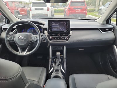 2022 Toyota Corolla Cross XLE