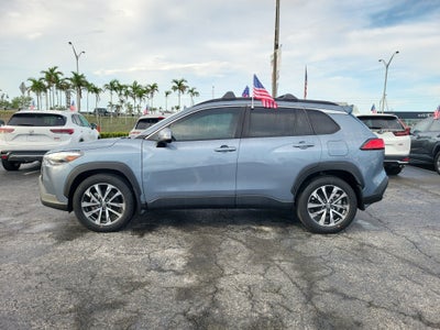 2023 Toyota Corolla Cross XLE