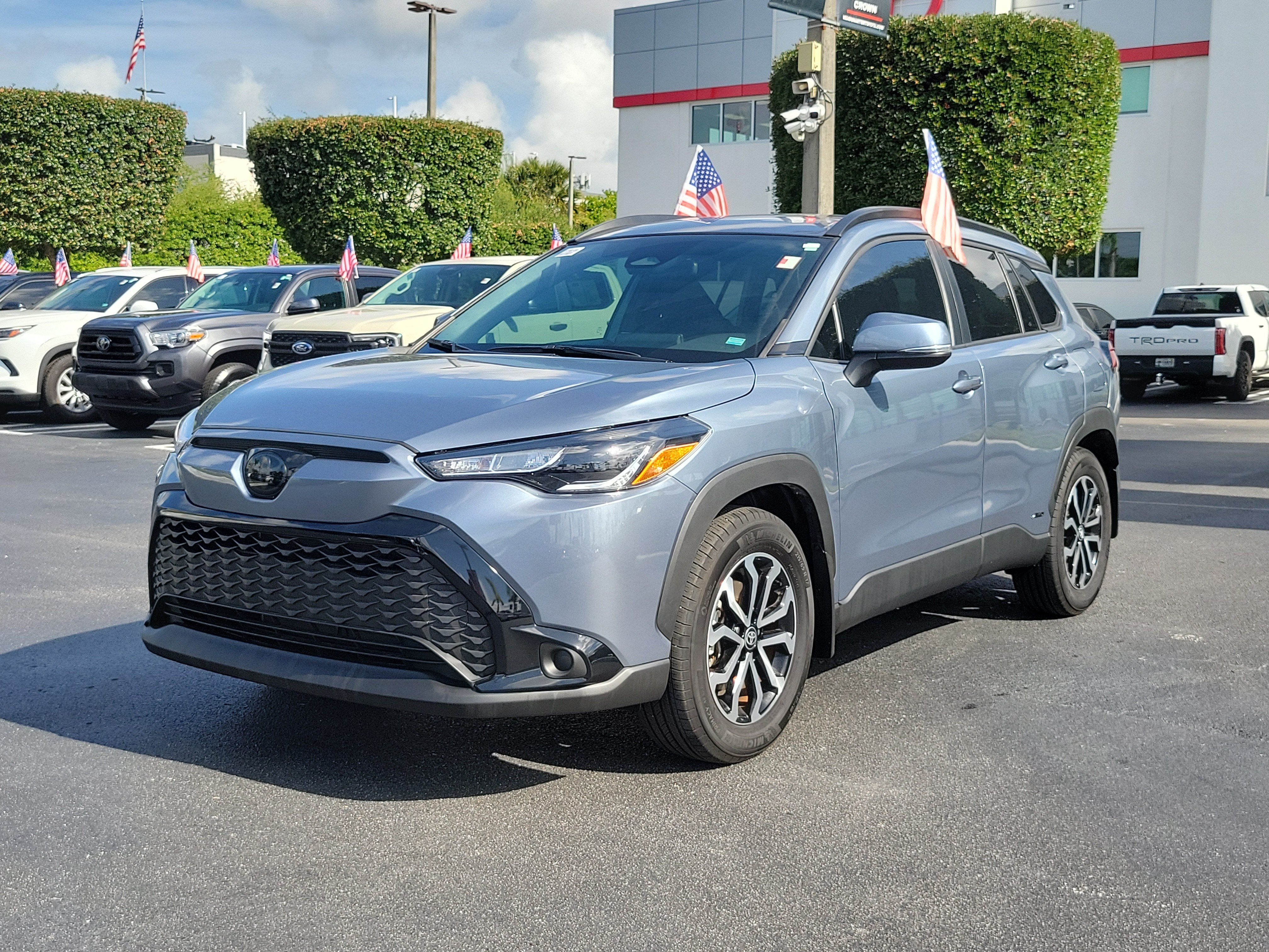 2024 Toyota Corolla Cross Hybrid SE