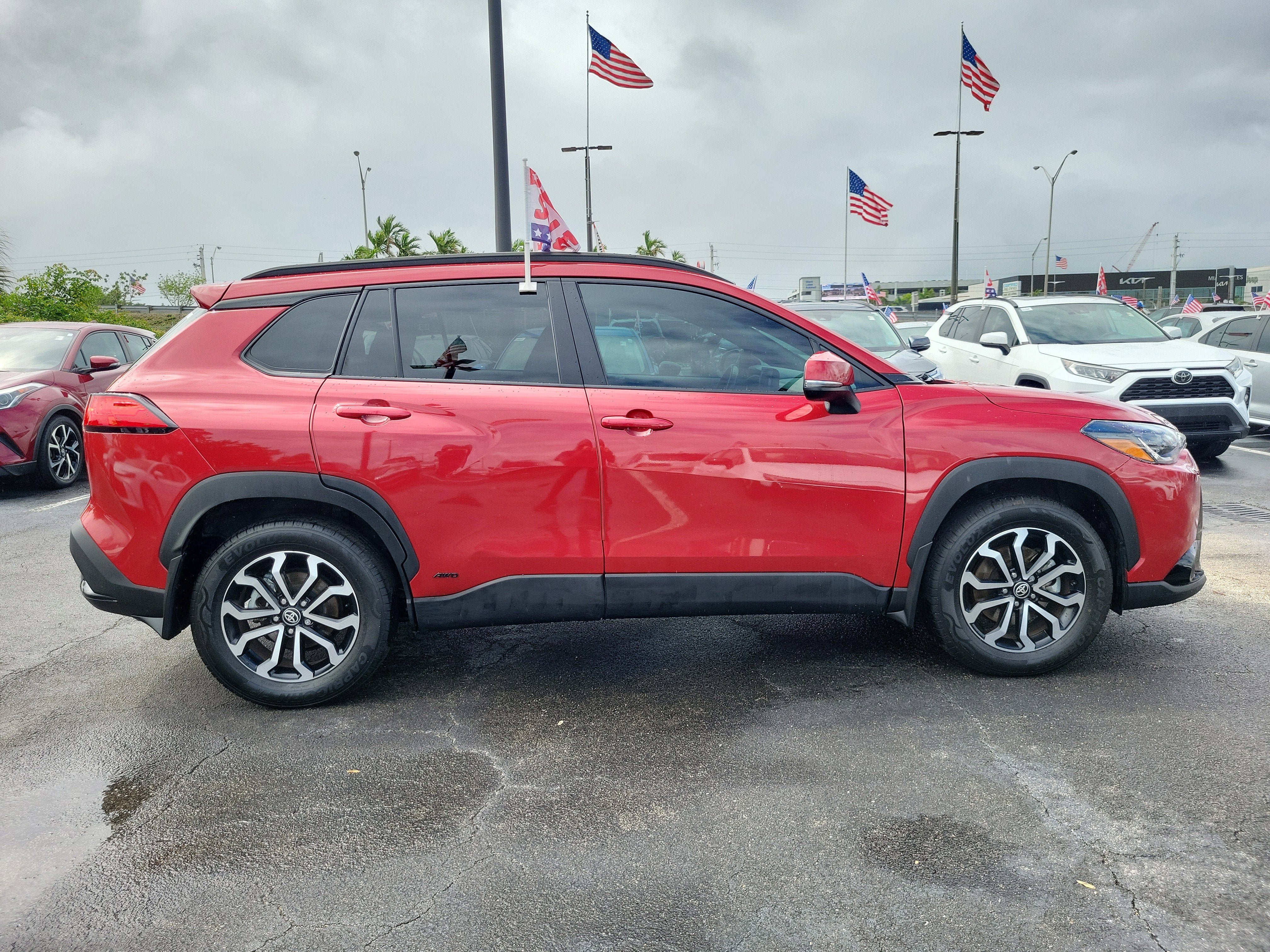 2023 Toyota Corolla Cross Hybrid SE