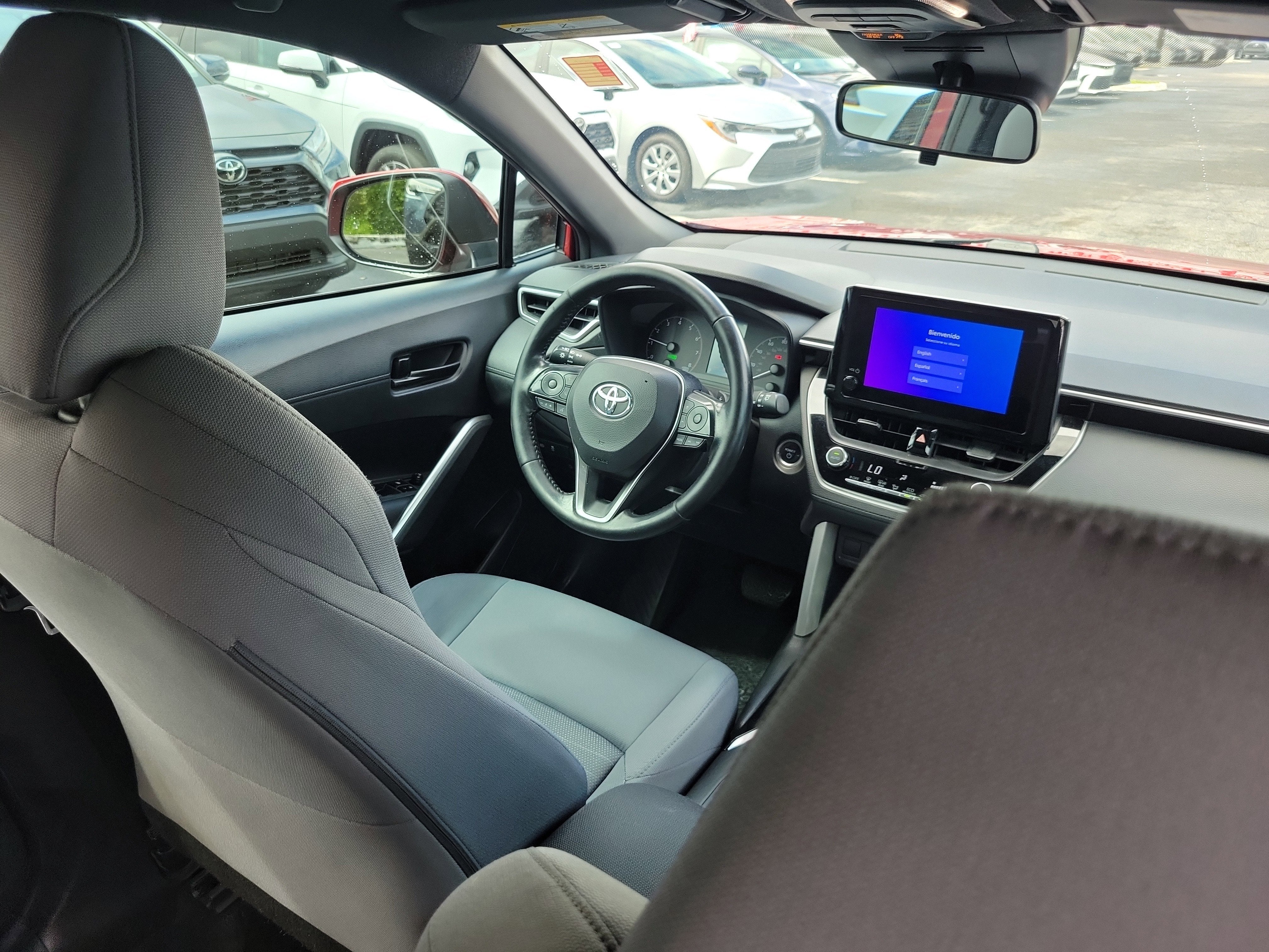 2023 Toyota Corolla Cross Hybrid SE