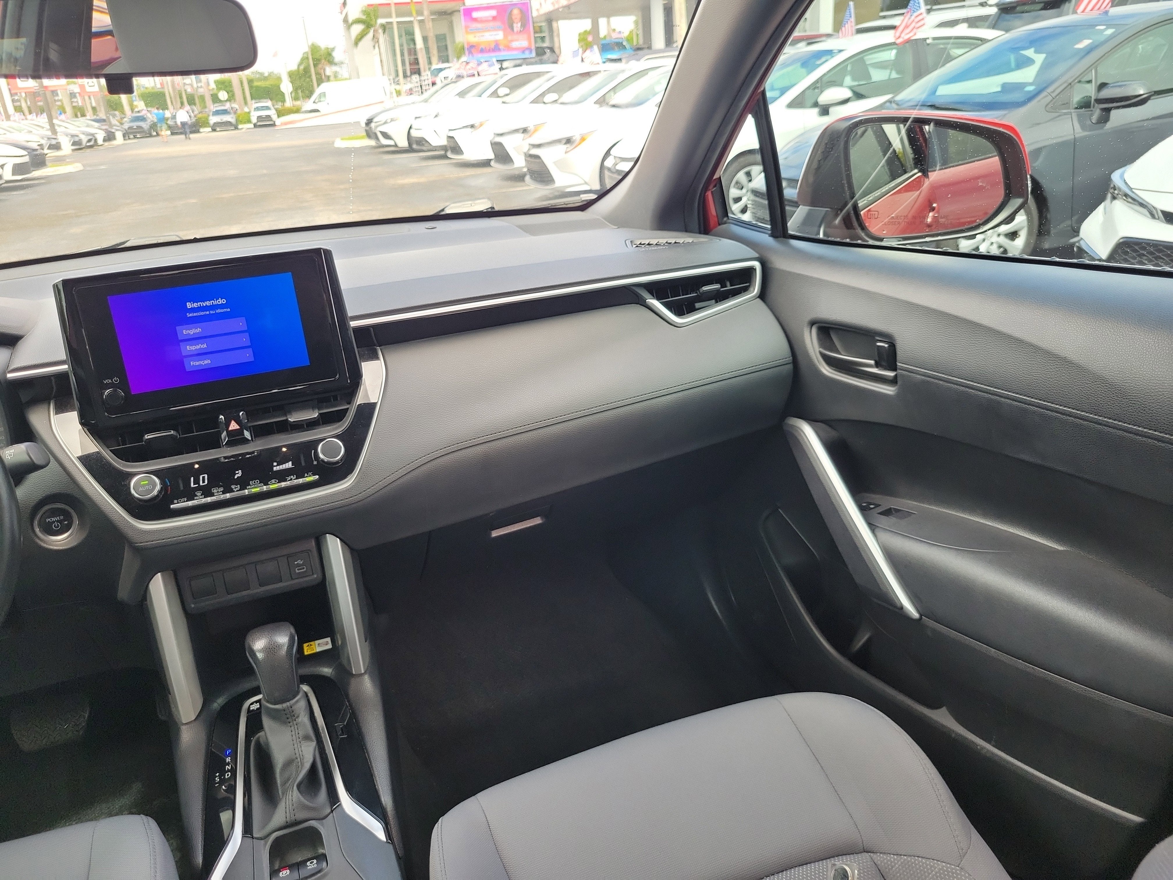 2023 Toyota Corolla Cross Hybrid SE