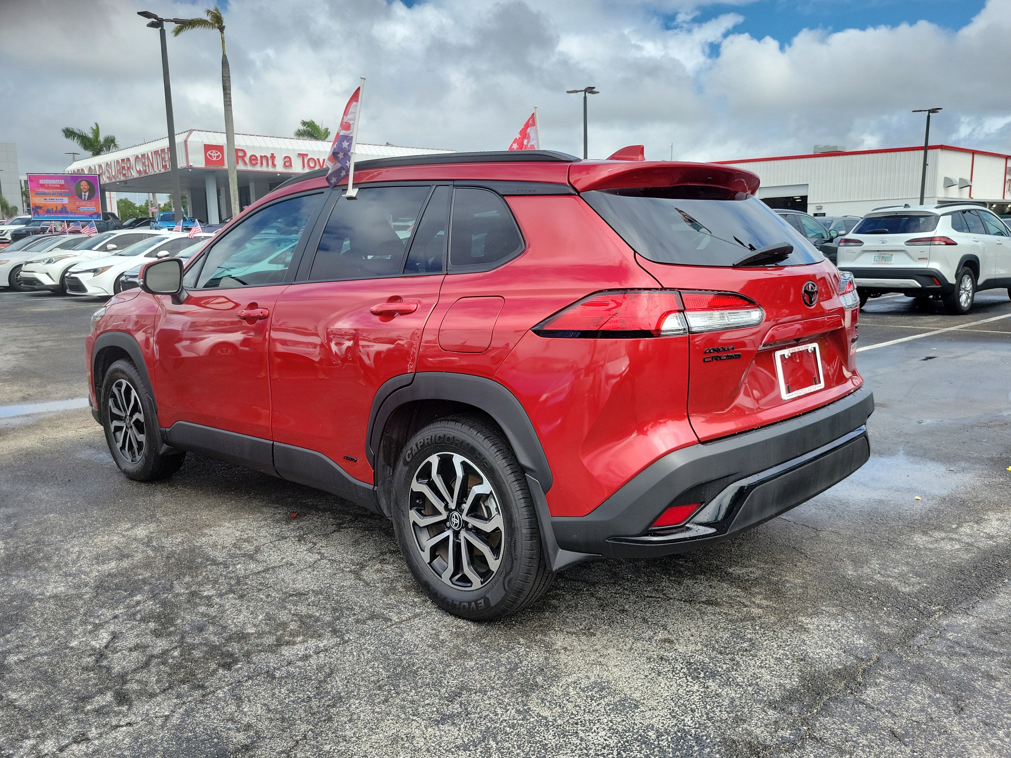 2023 Toyota Corolla Cross Hybrid SE