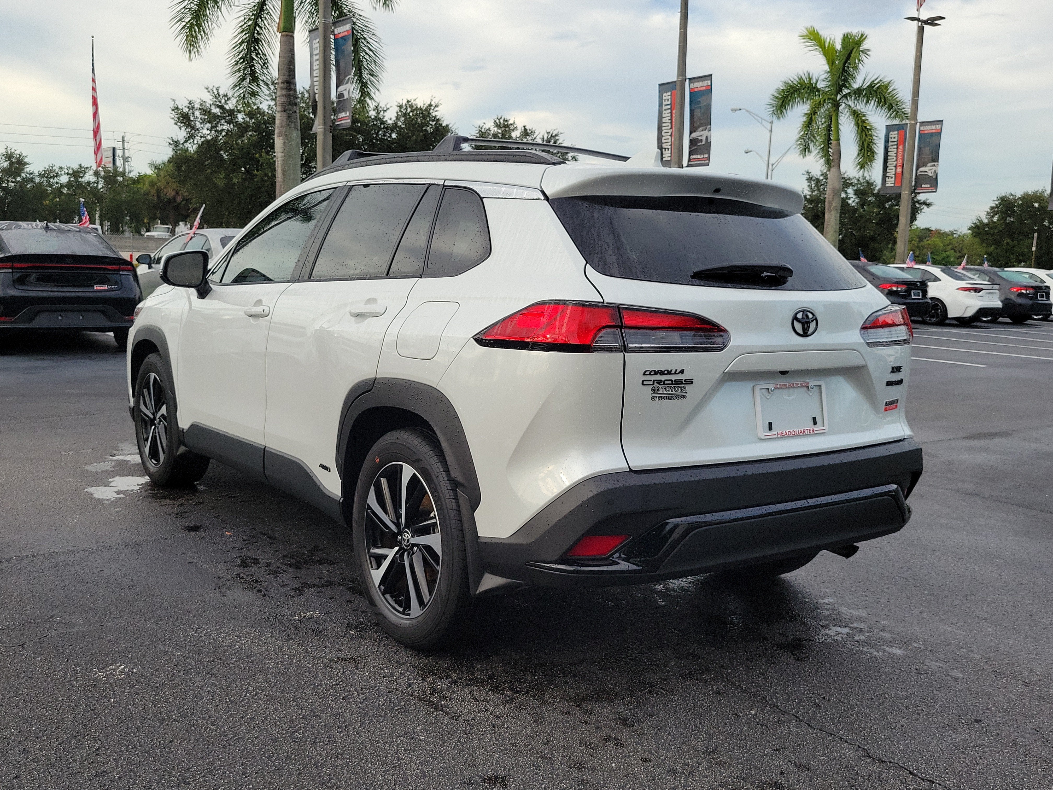 2024 Toyota Corolla Cross Hybrid SE