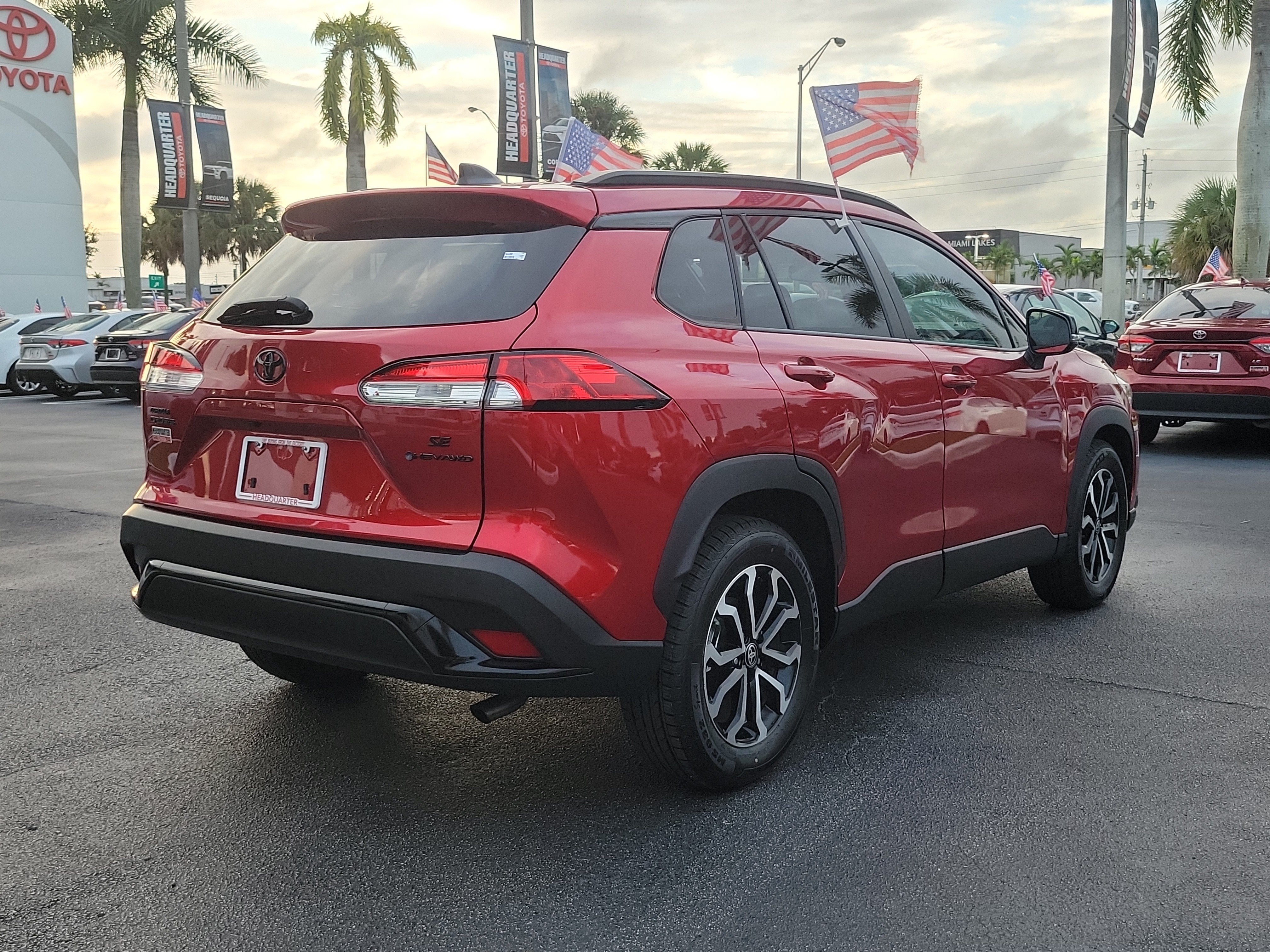 2025 Toyota Corolla Cross Hybrid SE