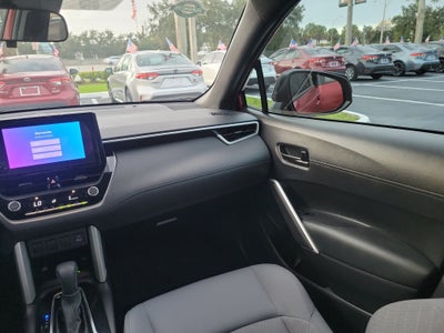 2025 Toyota Corolla Cross Hybrid SE