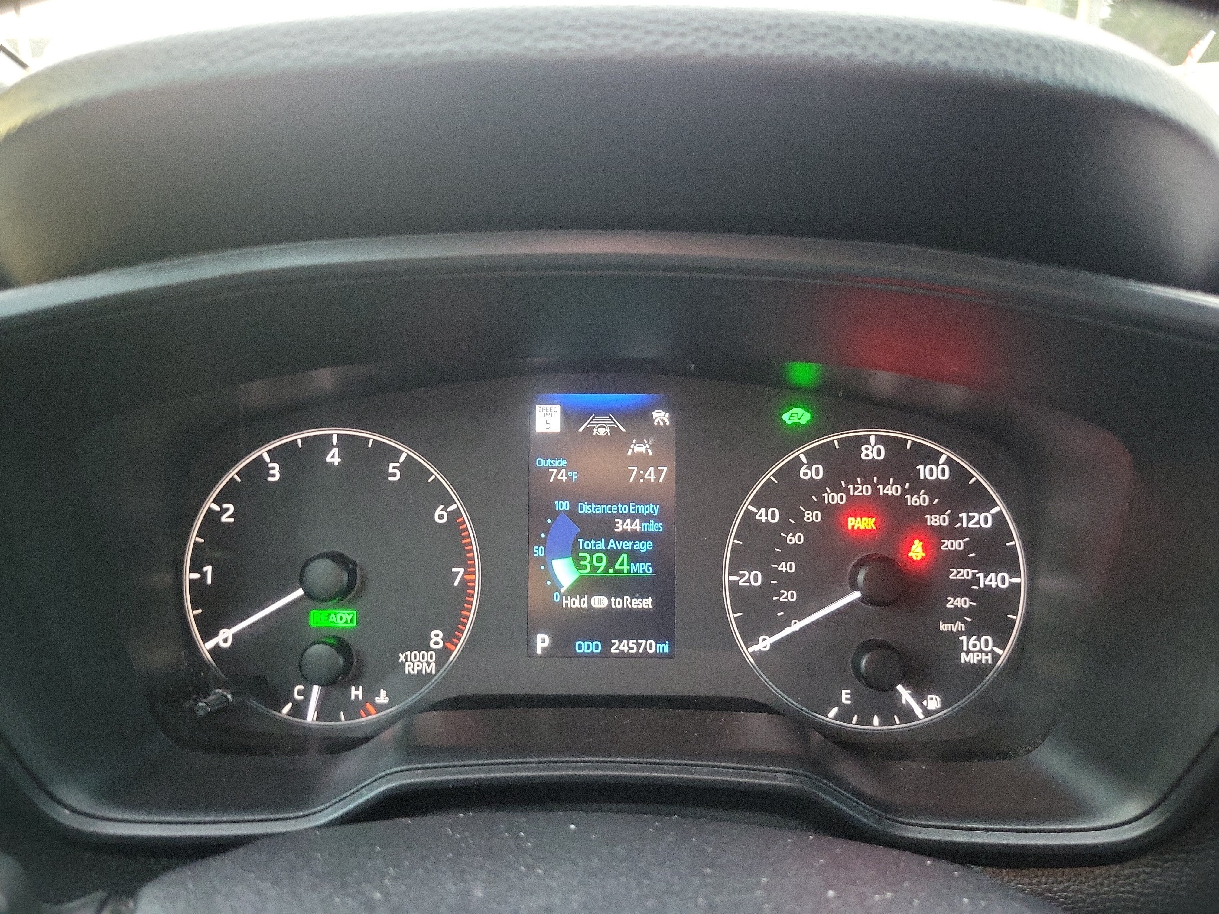 2025 Toyota Corolla Cross Hybrid SE