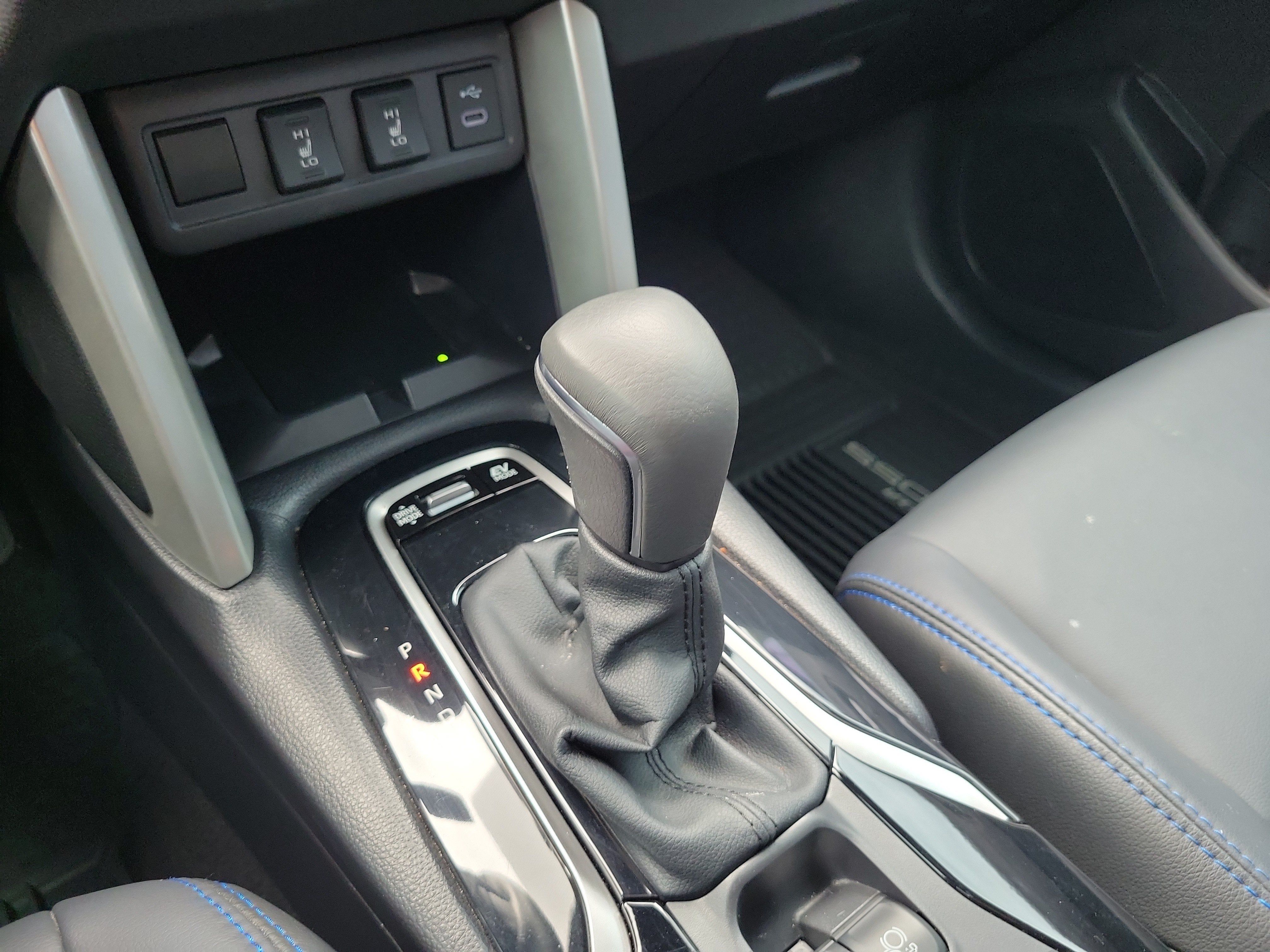 2024 Toyota Corolla Cross Hybrid XSE