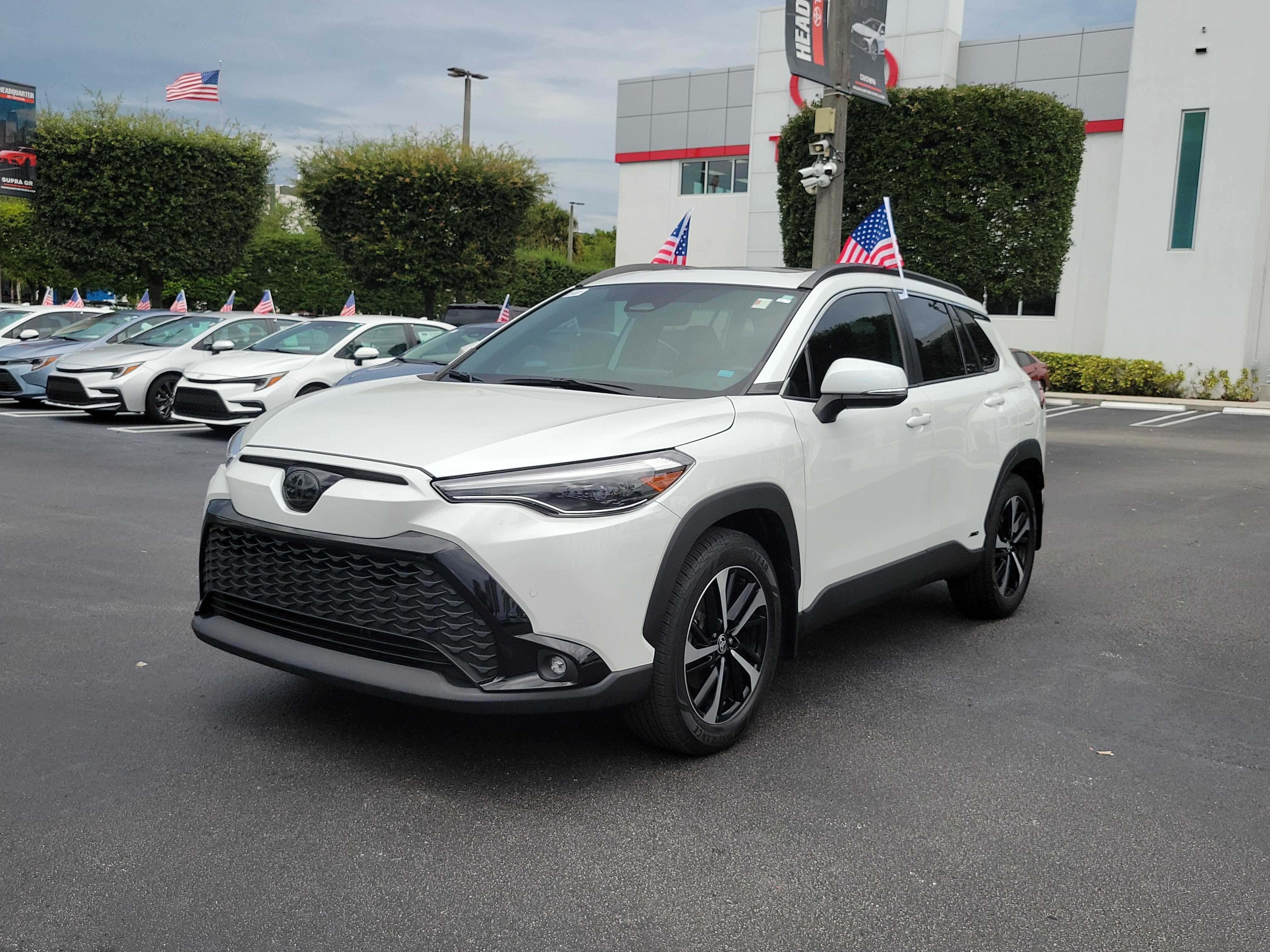 2024 Toyota Corolla Cross Hybrid XSE