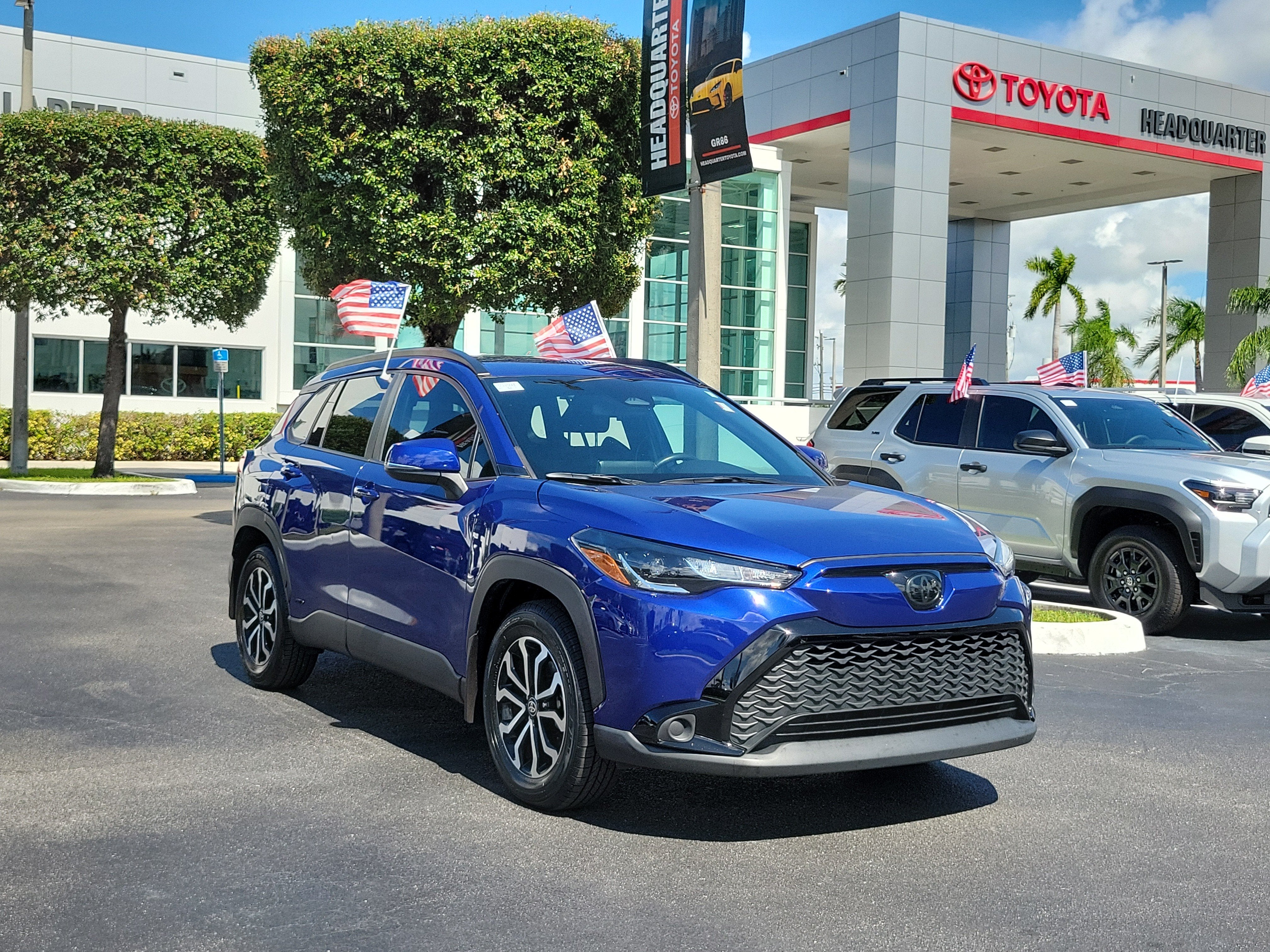 2023 Toyota Corolla Cross Hybrid SE