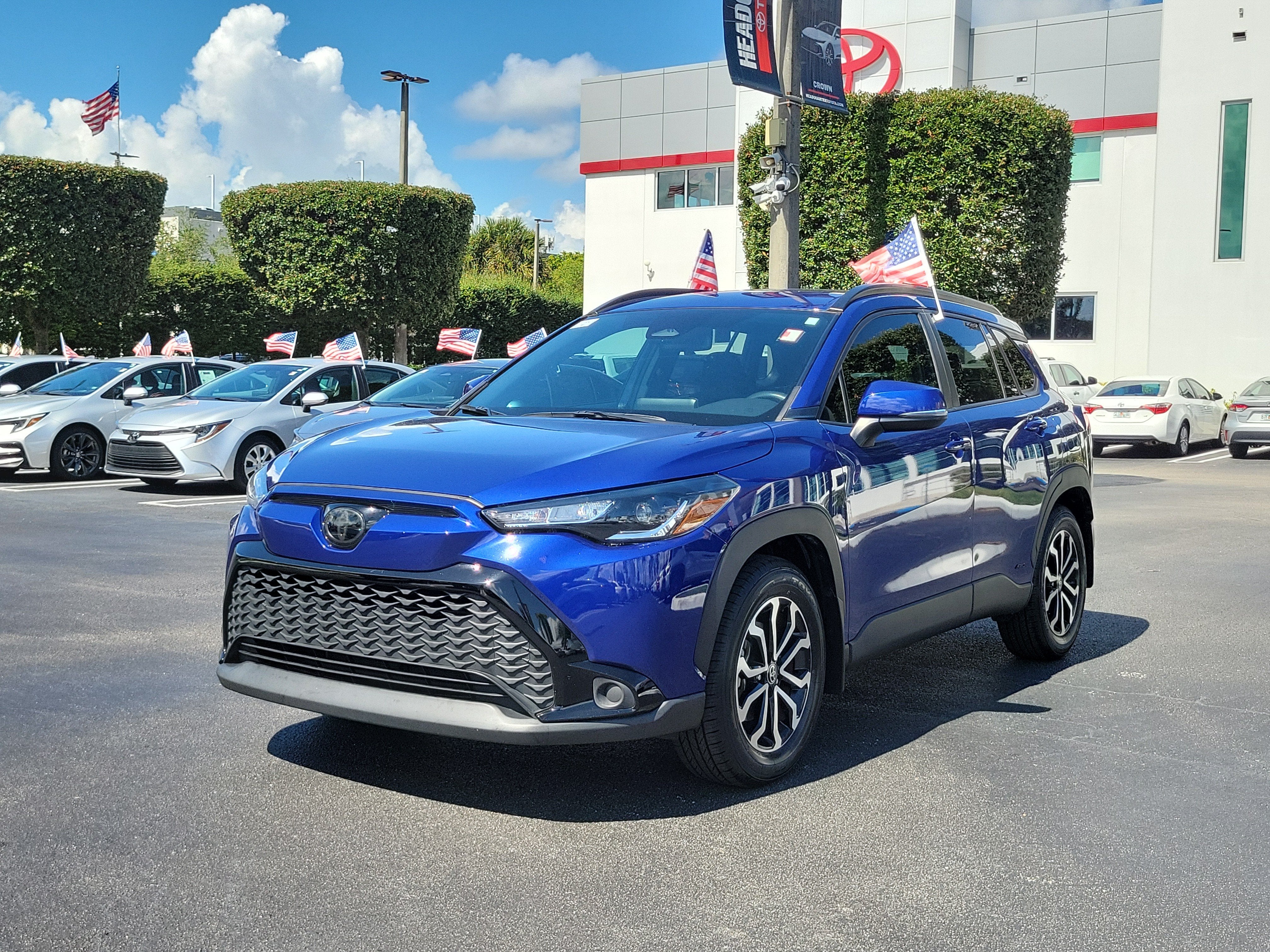 2023 Toyota Corolla Cross Hybrid SE