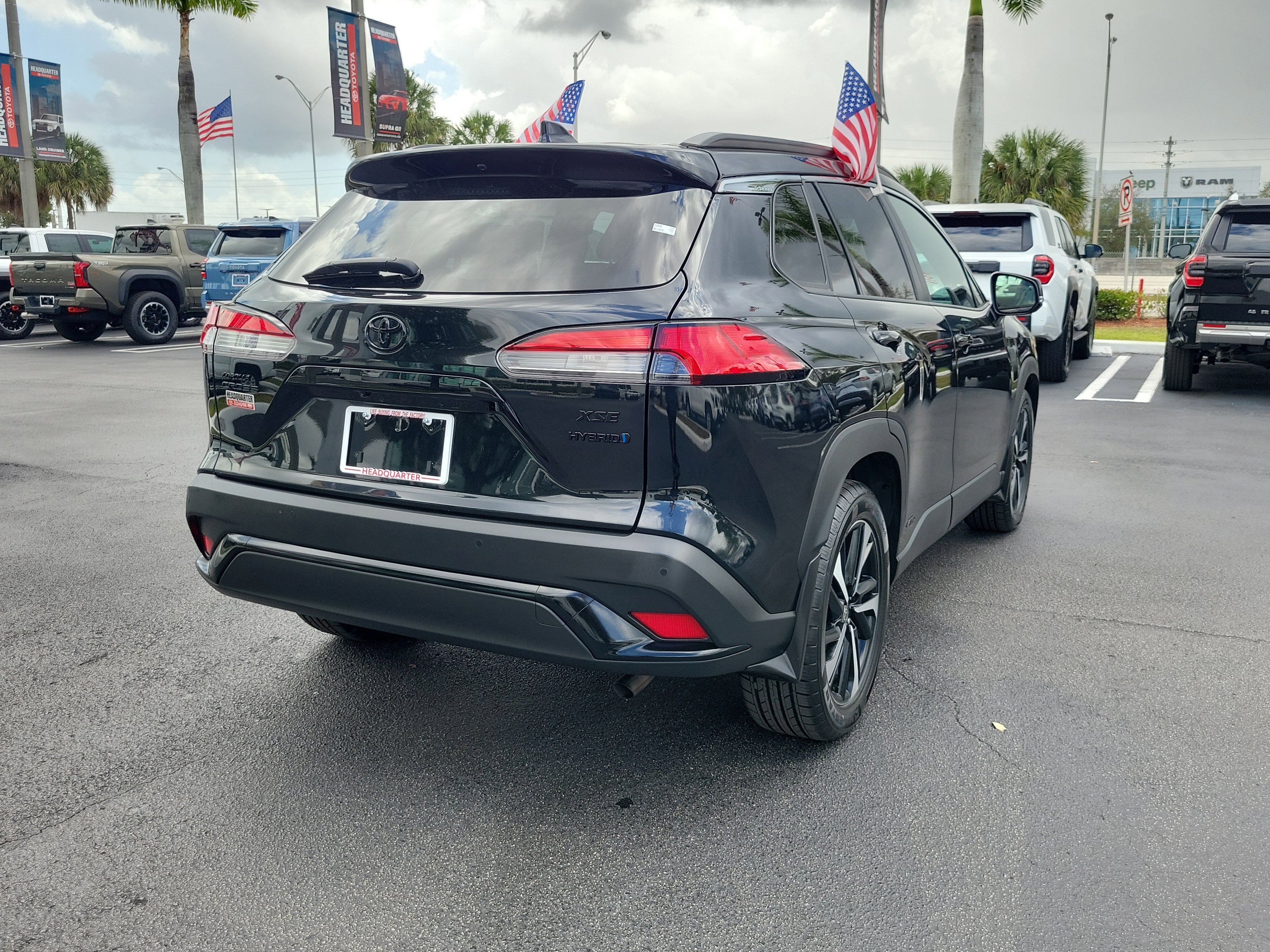 2024 Toyota Corolla Cross Hybrid SE