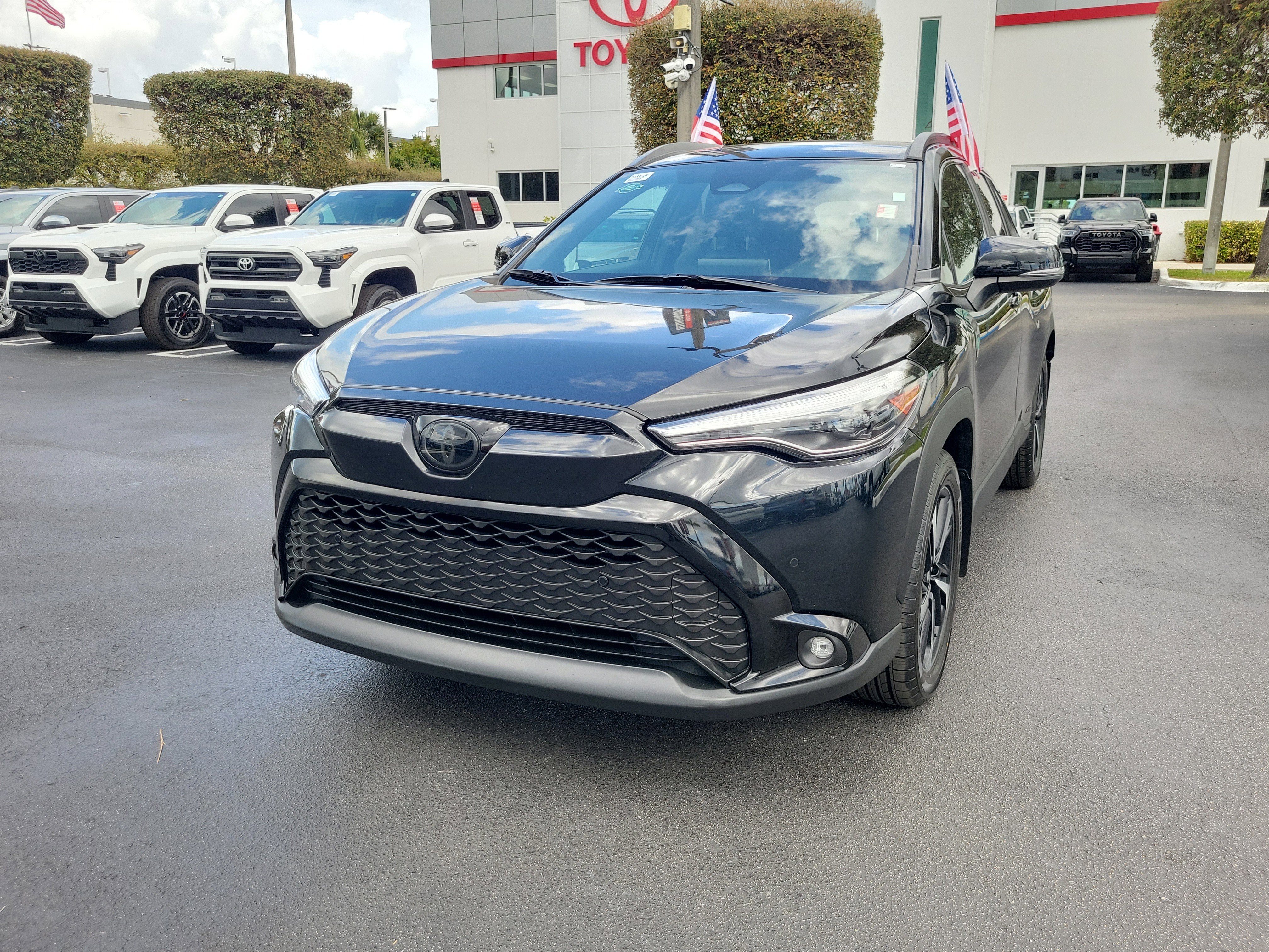 2024 Toyota Corolla Cross Hybrid SE