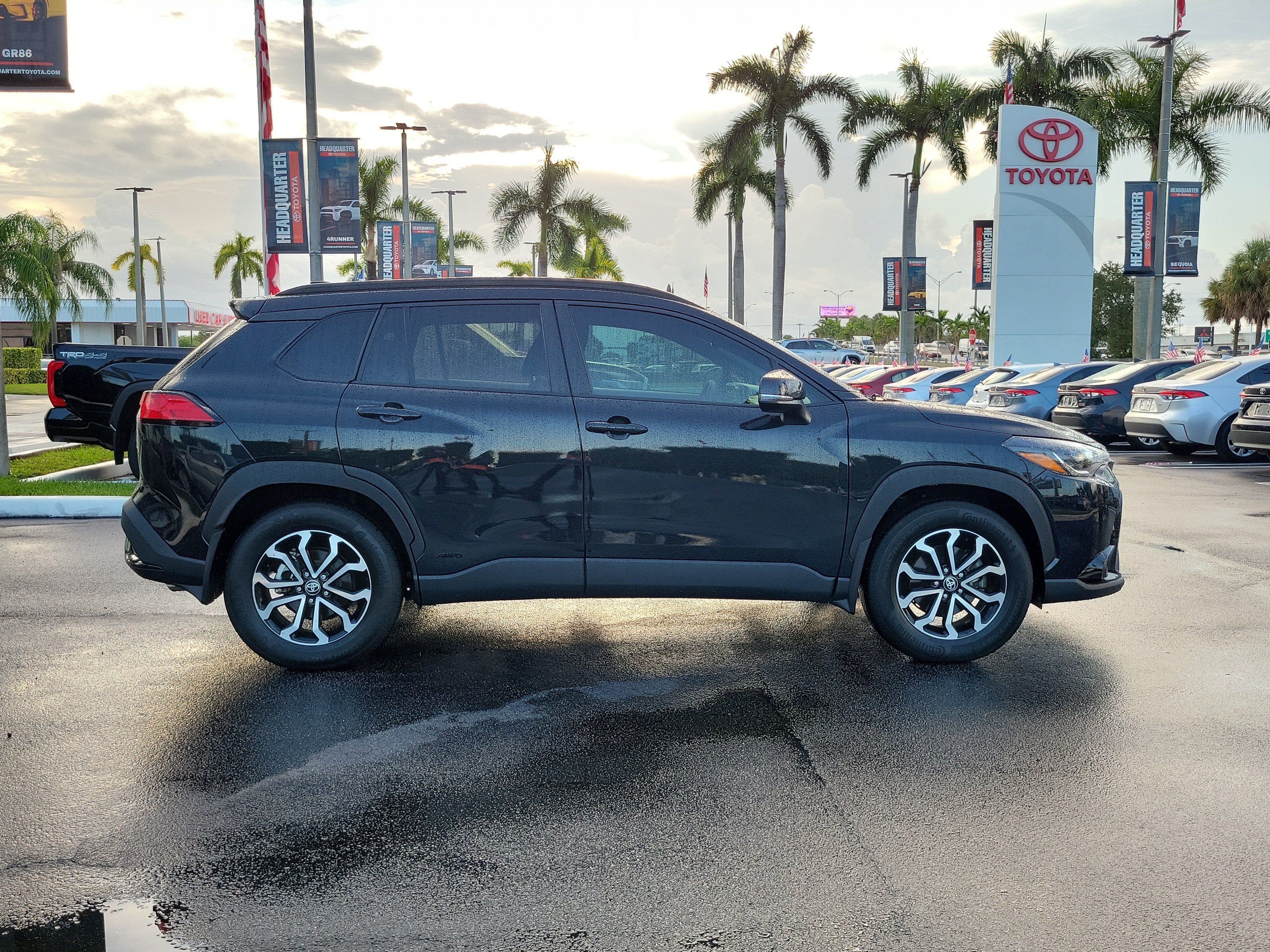 2024 Toyota Corolla Cross Hybrid SE