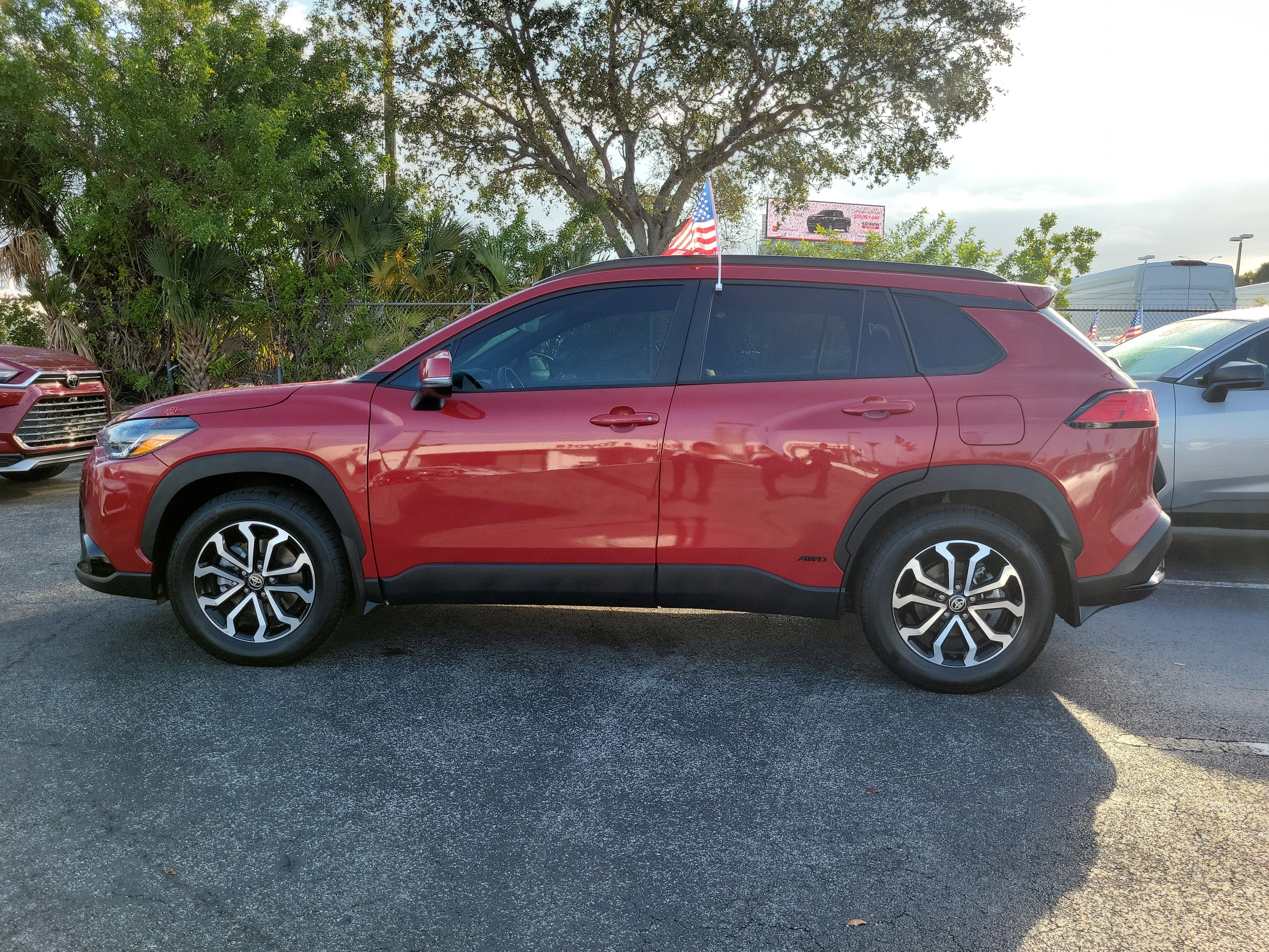 2024 Toyota Corolla Cross Hybrid SE