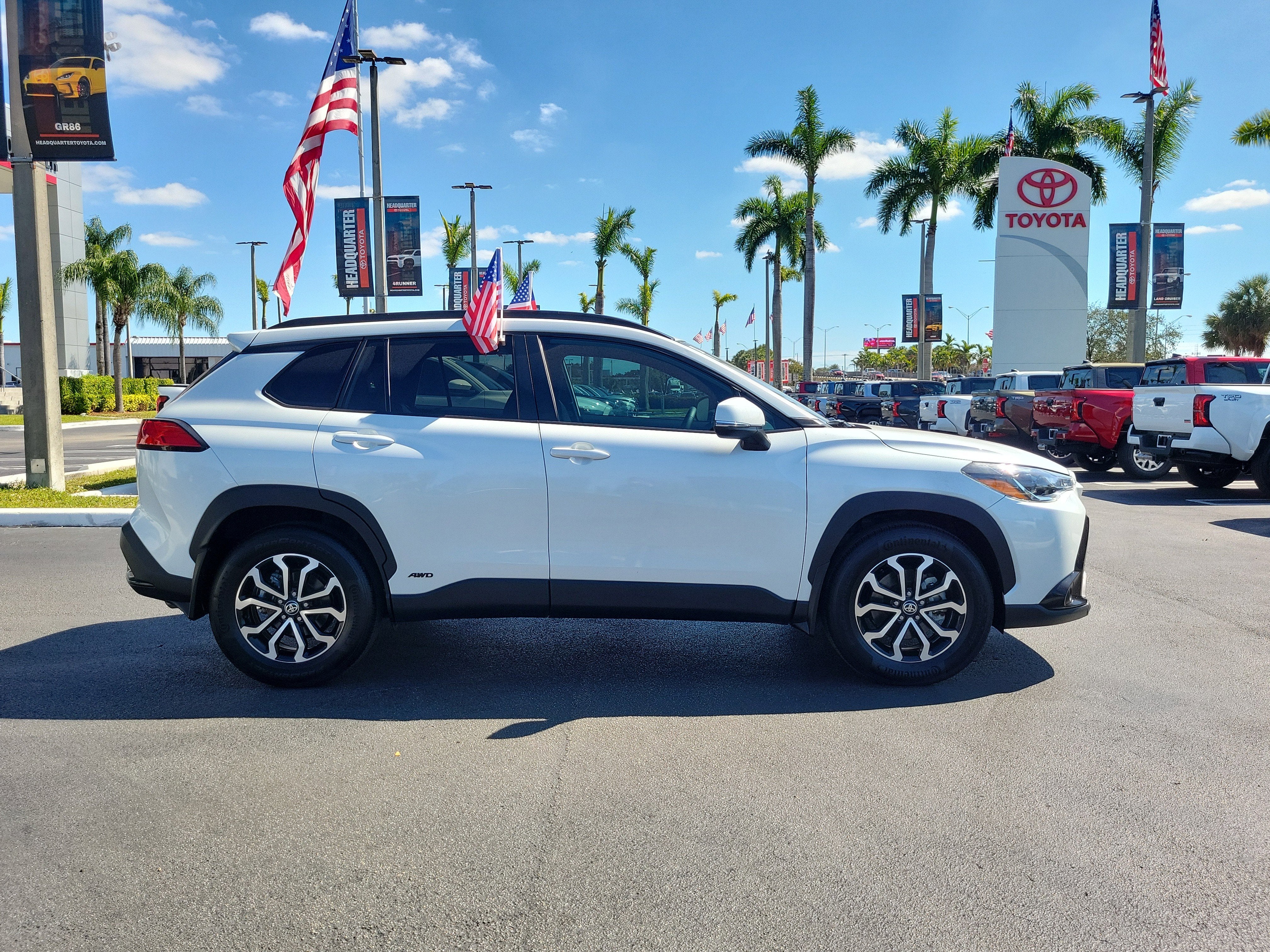 2024 Toyota Corolla Cross Hybrid SE