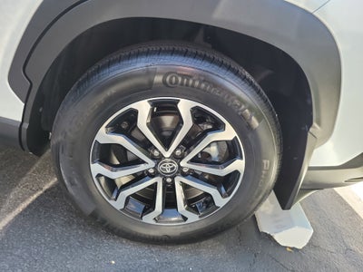 2024 Toyota Corolla Cross Hybrid SE