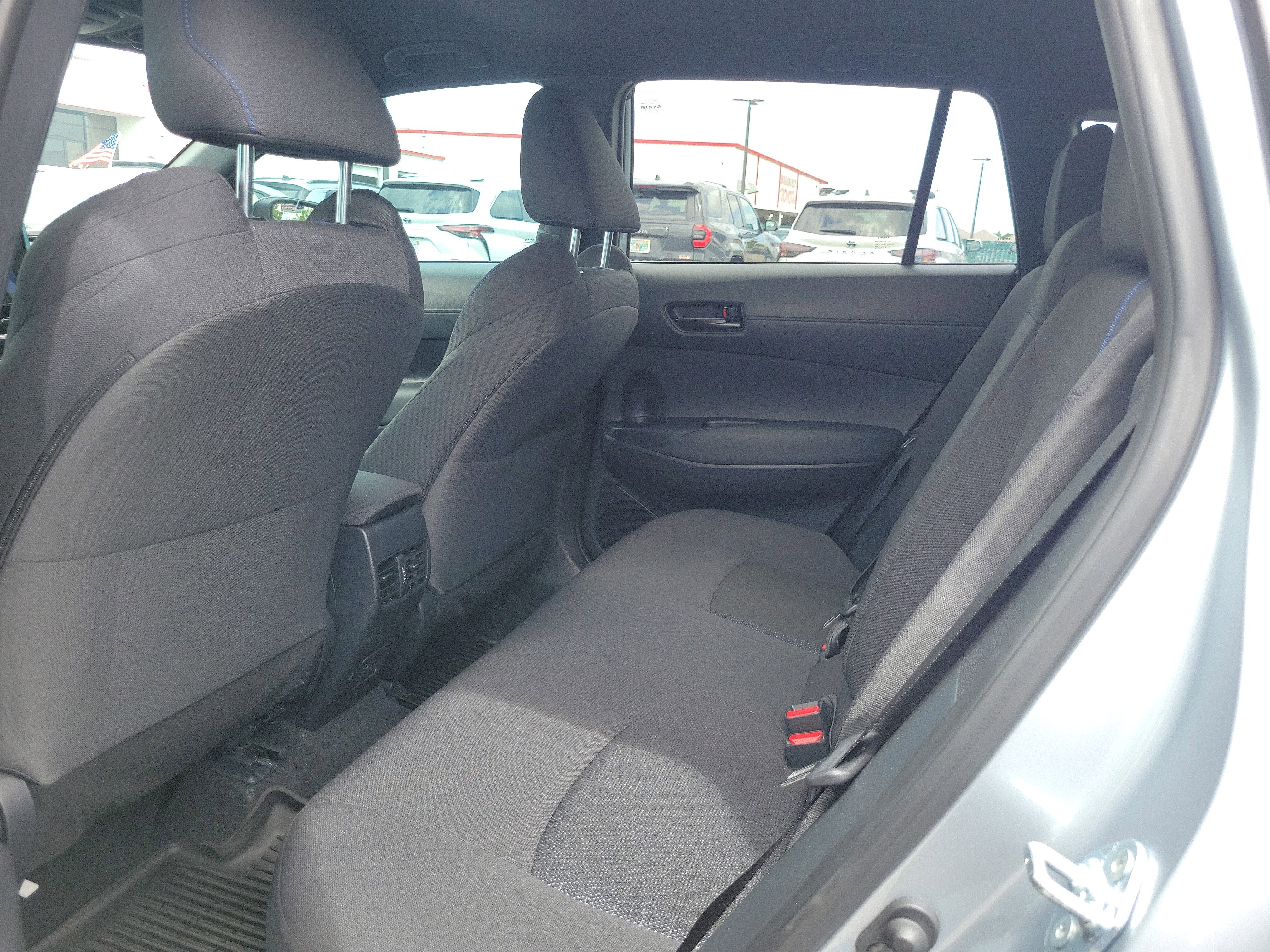 2025 Toyota Corolla Cross Hybrid SE