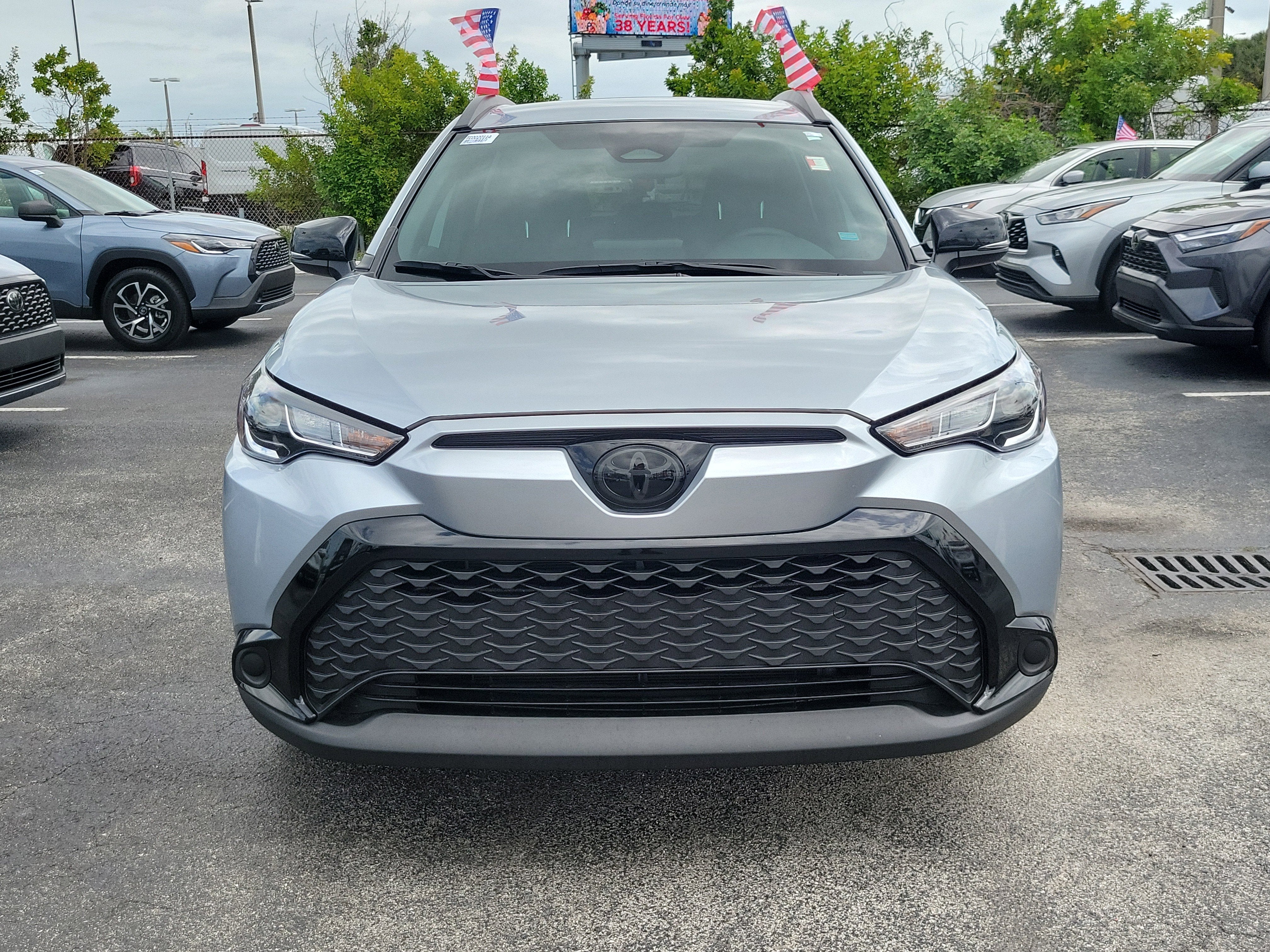 2025 Toyota Corolla Cross Hybrid SE