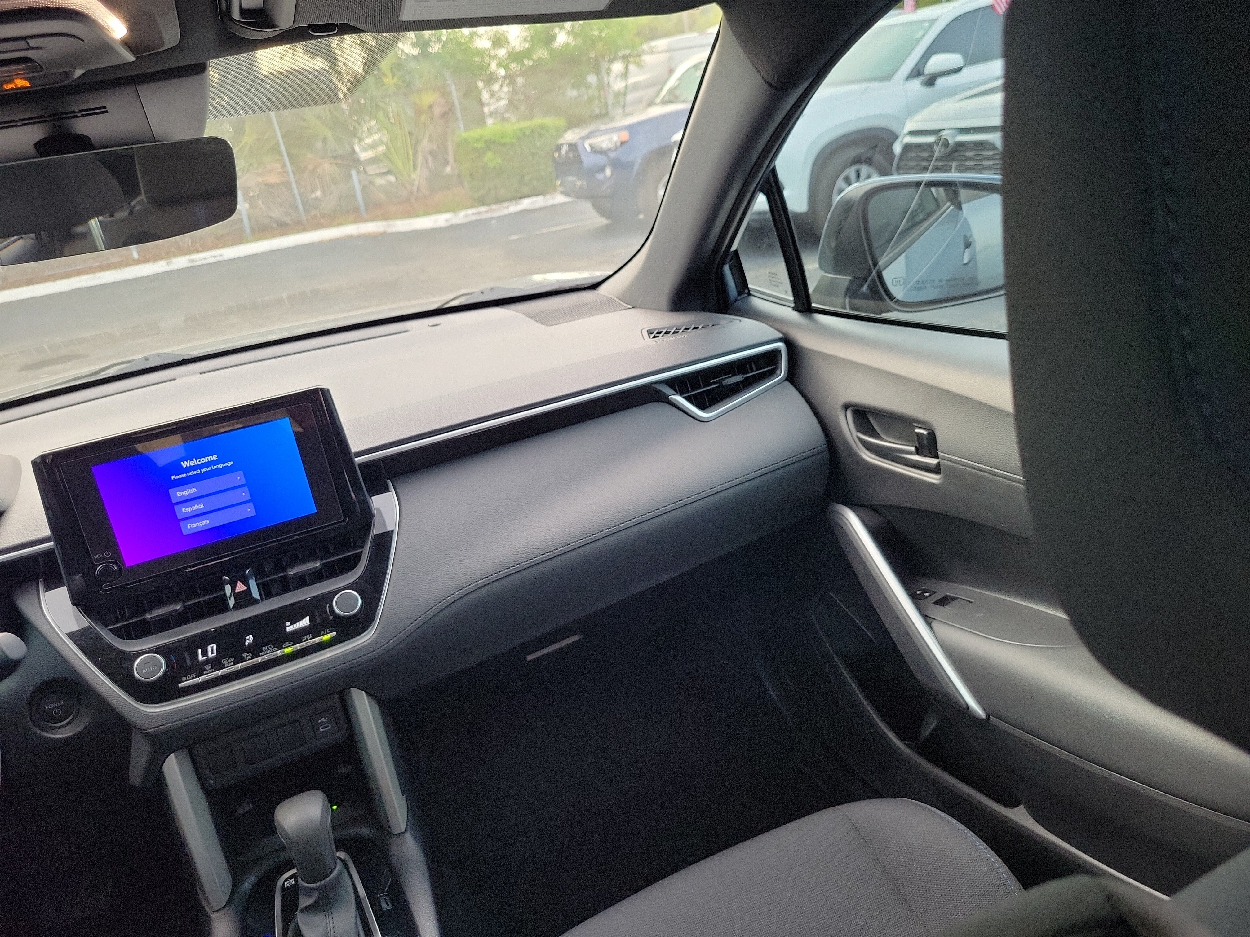 2024 Toyota Corolla Cross Hybrid SE