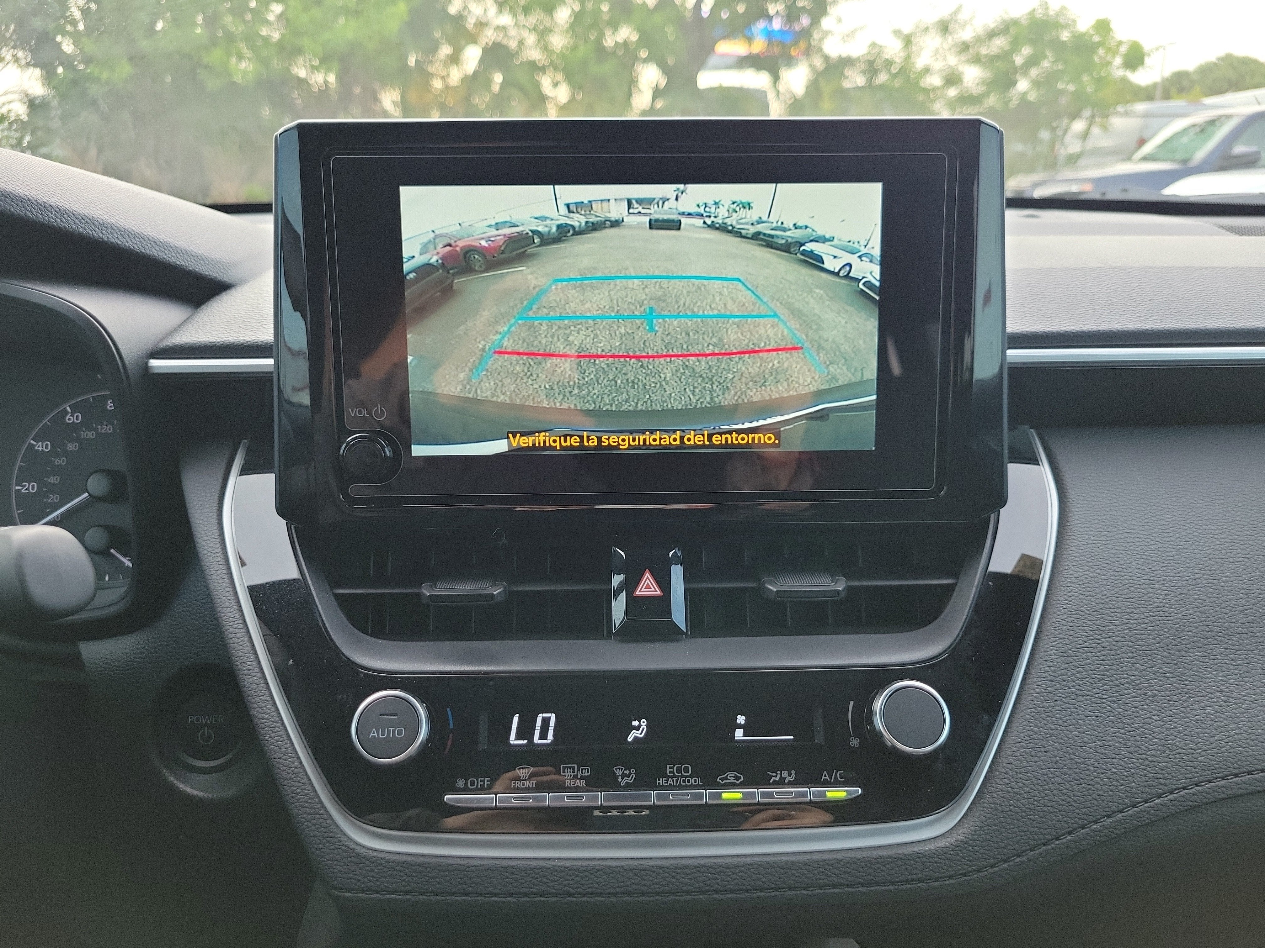 2024 Toyota Corolla Cross Hybrid SE