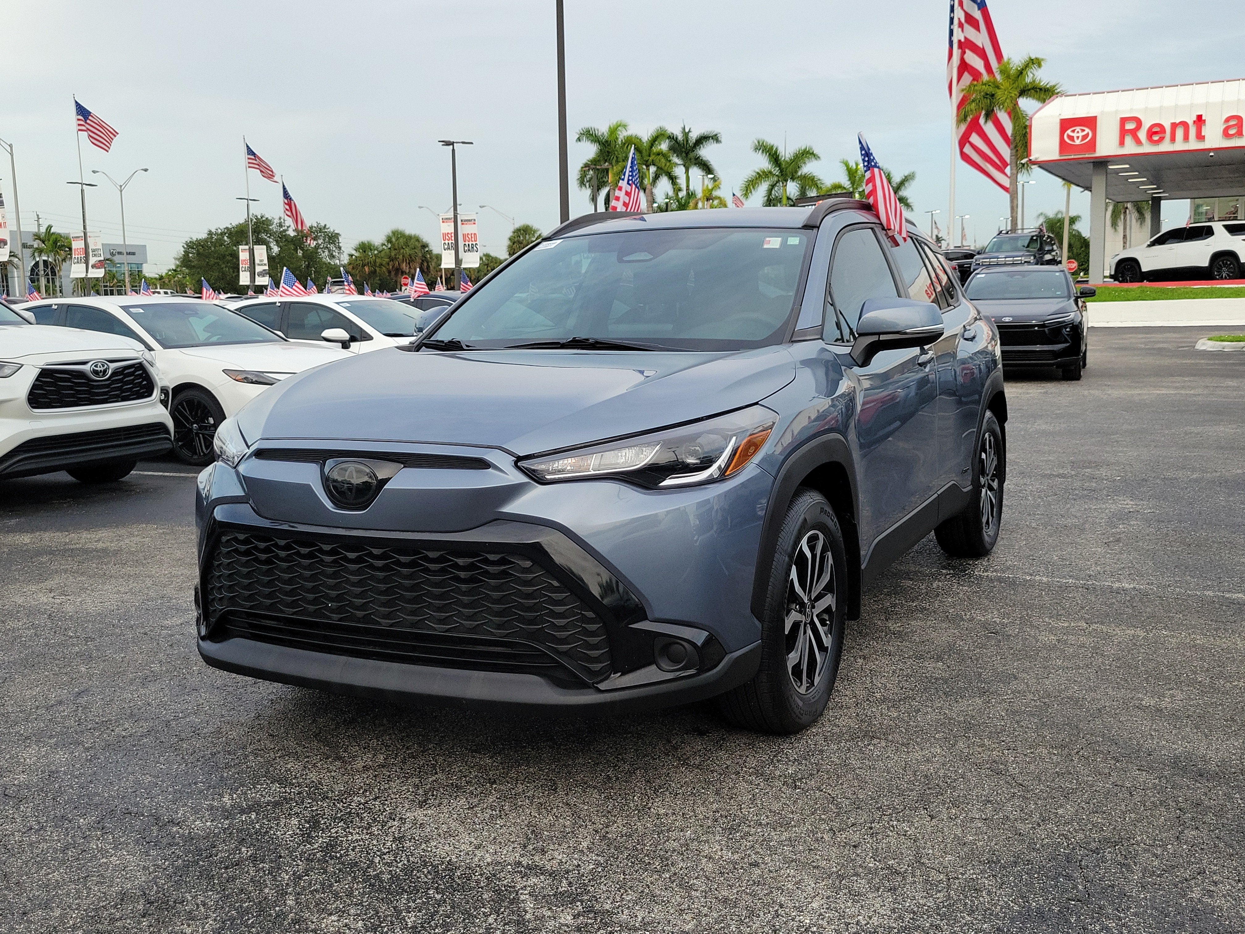 2024 Toyota Corolla Cross Hybrid SE