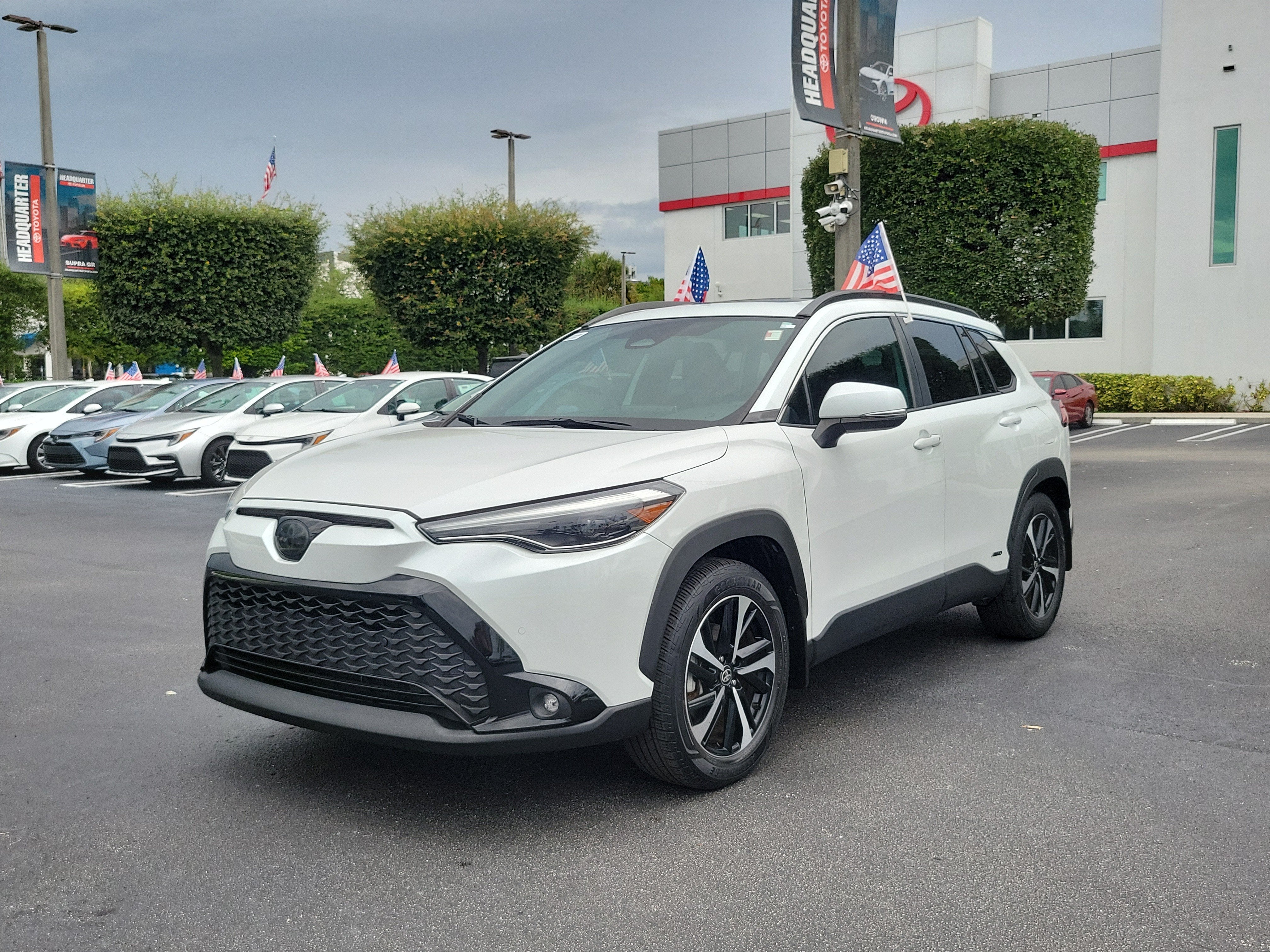 2024 Toyota Corolla Cross Hybrid XSE