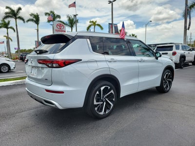2022 Mitsubishi Outlander SEL