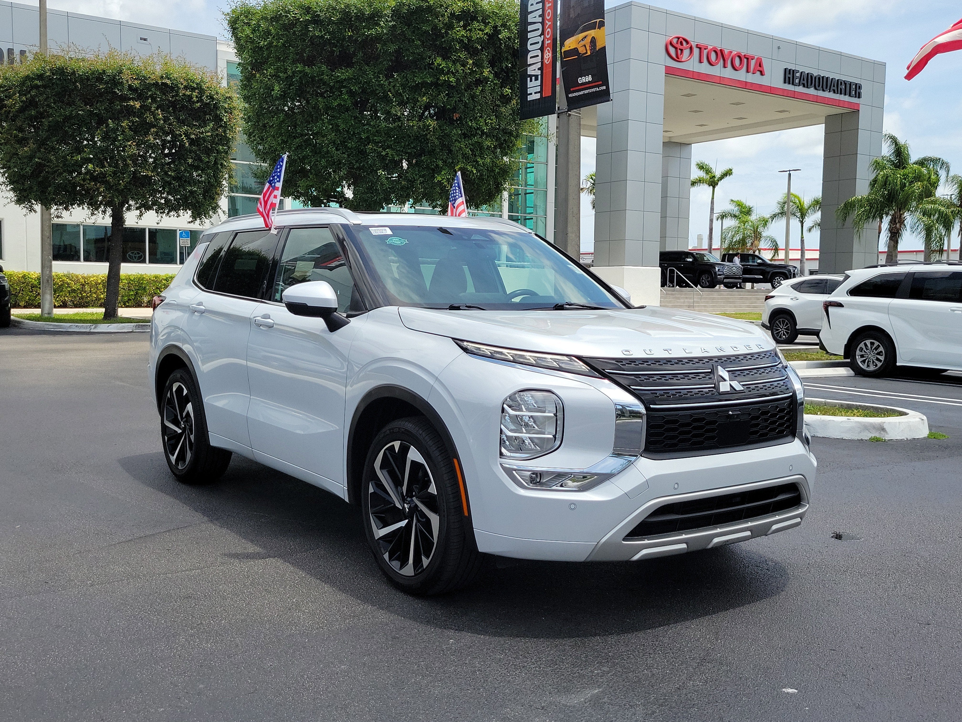 2022 Mitsubishi Outlander SEL