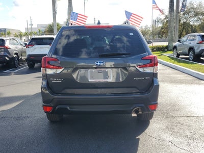 2023 Subaru Forester BASE