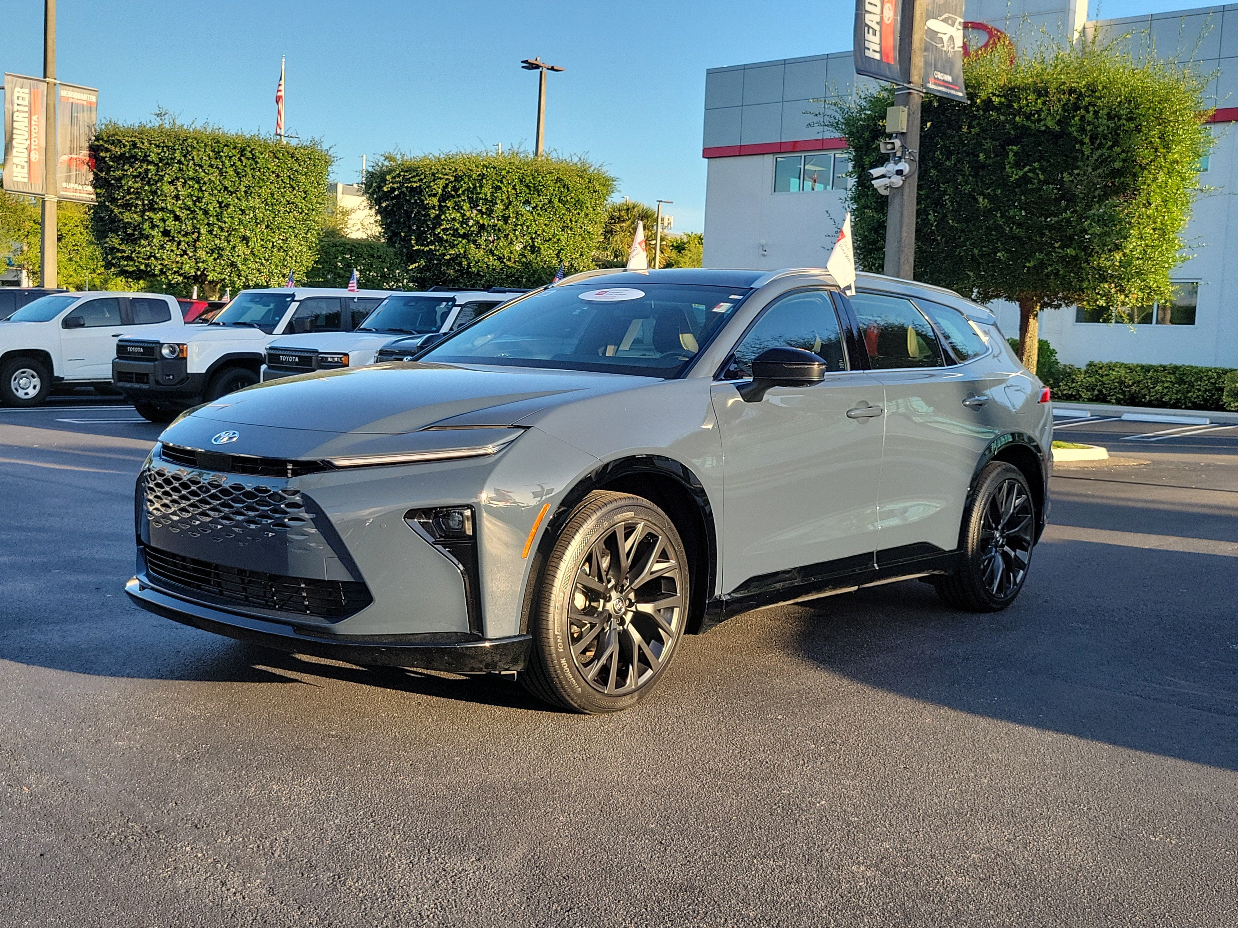 2025 Toyota Crown Signia Limited