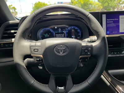 2025 Toyota Crown Signia Limited