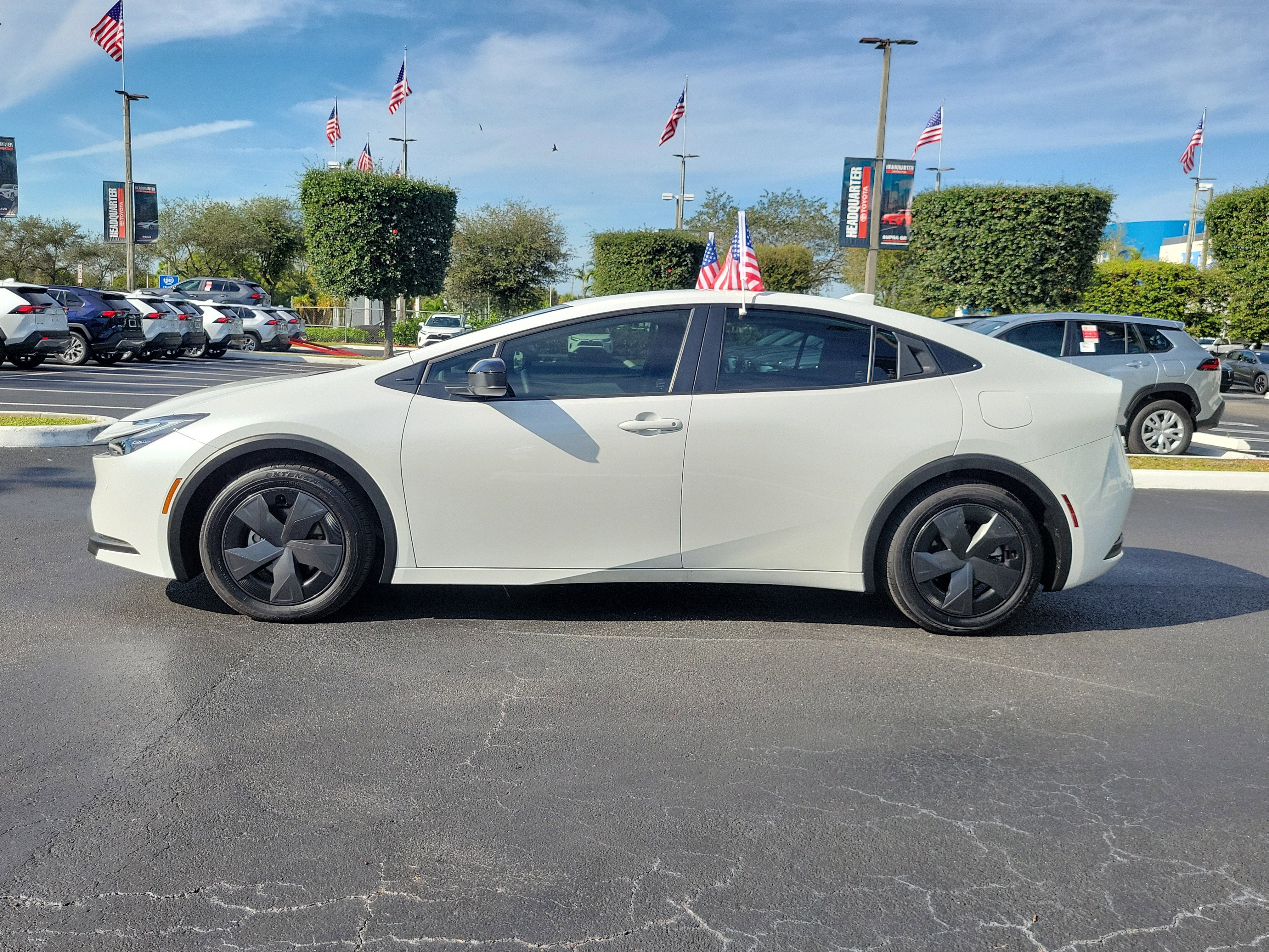 2024 Toyota Prius LE